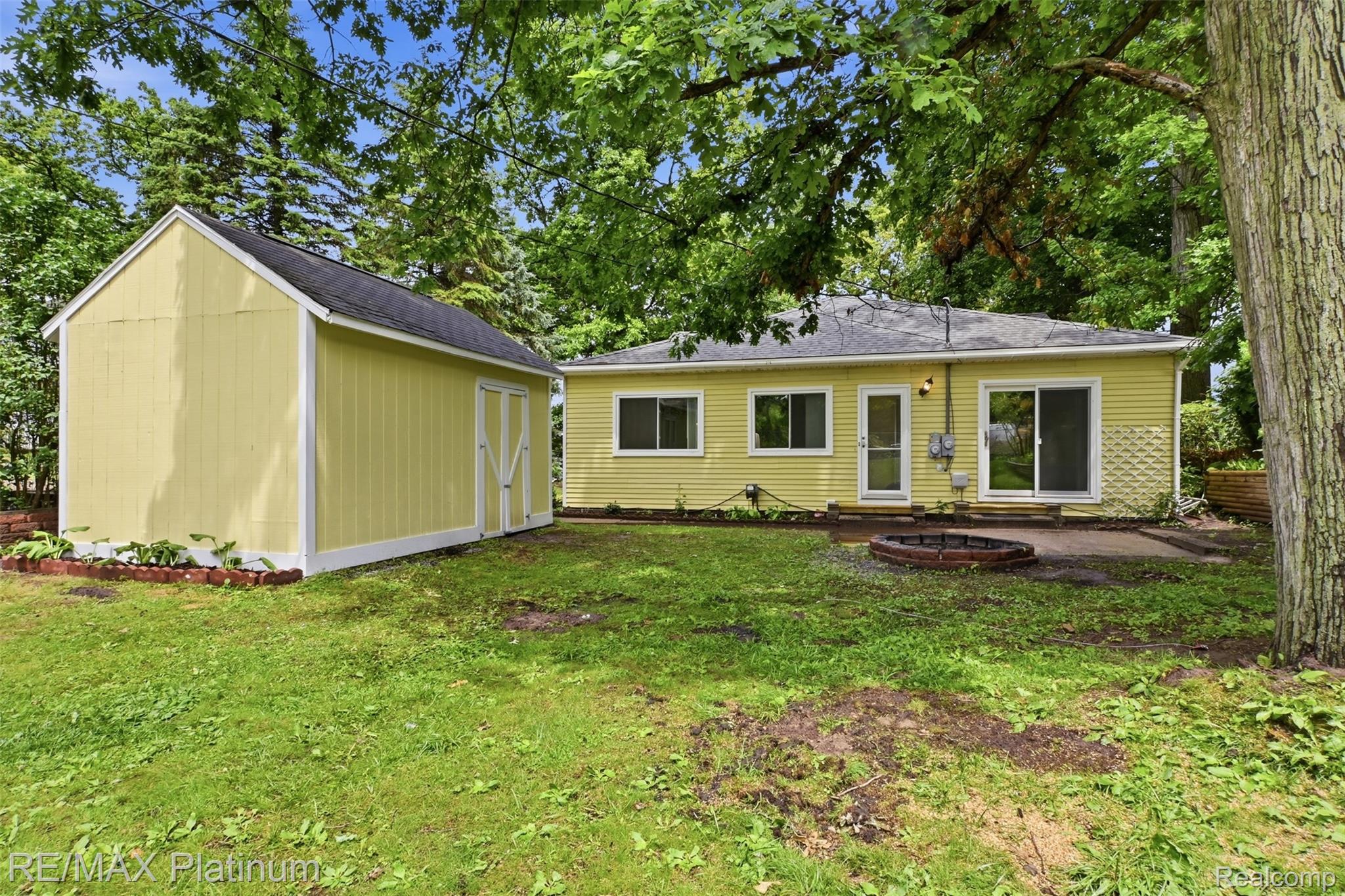5504 Wildwood Drive