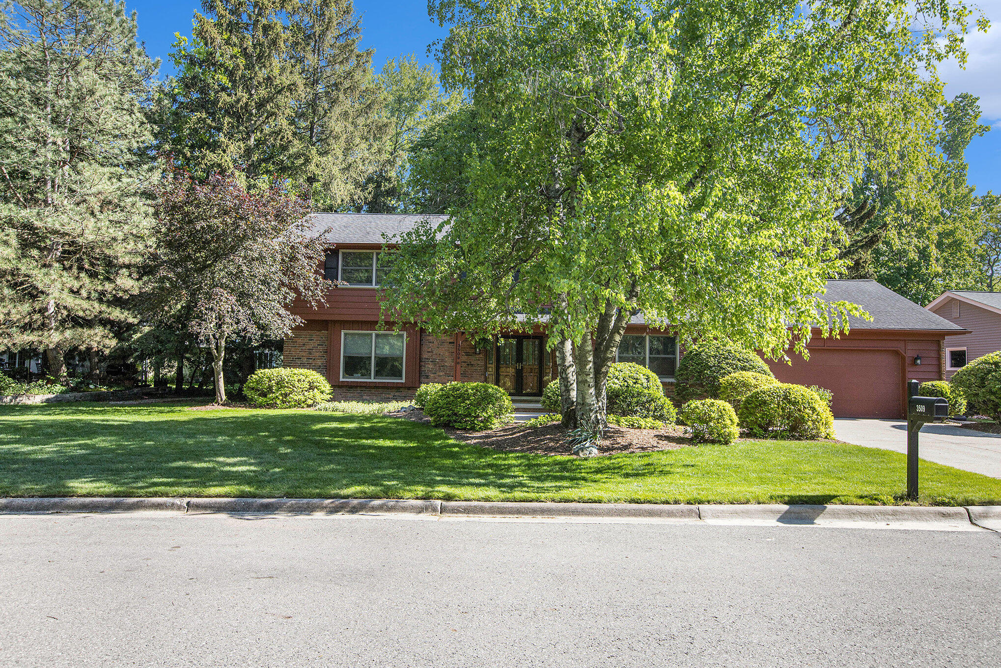 3509 Sulgrave Place