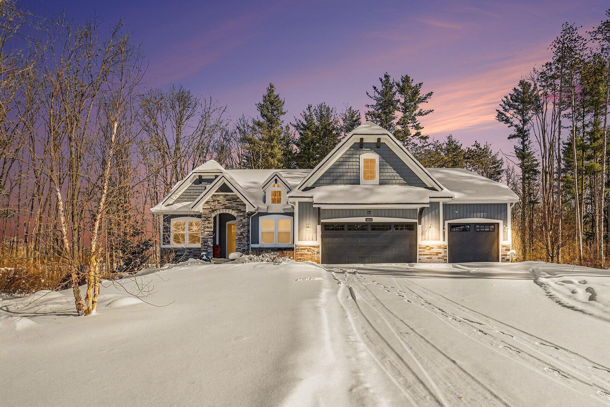 8609 Bentham Court NE