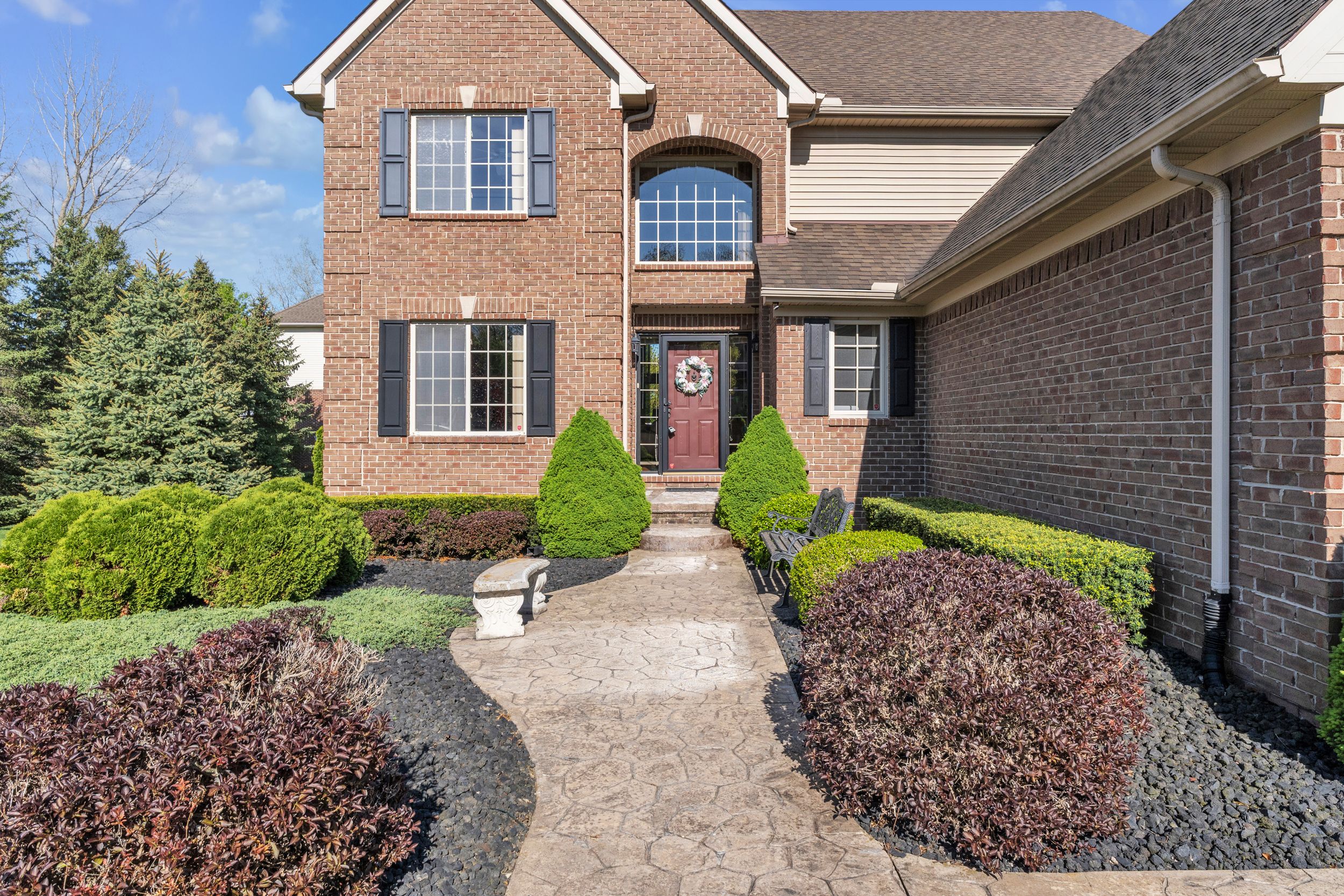 25340 VILLAGEWOOD