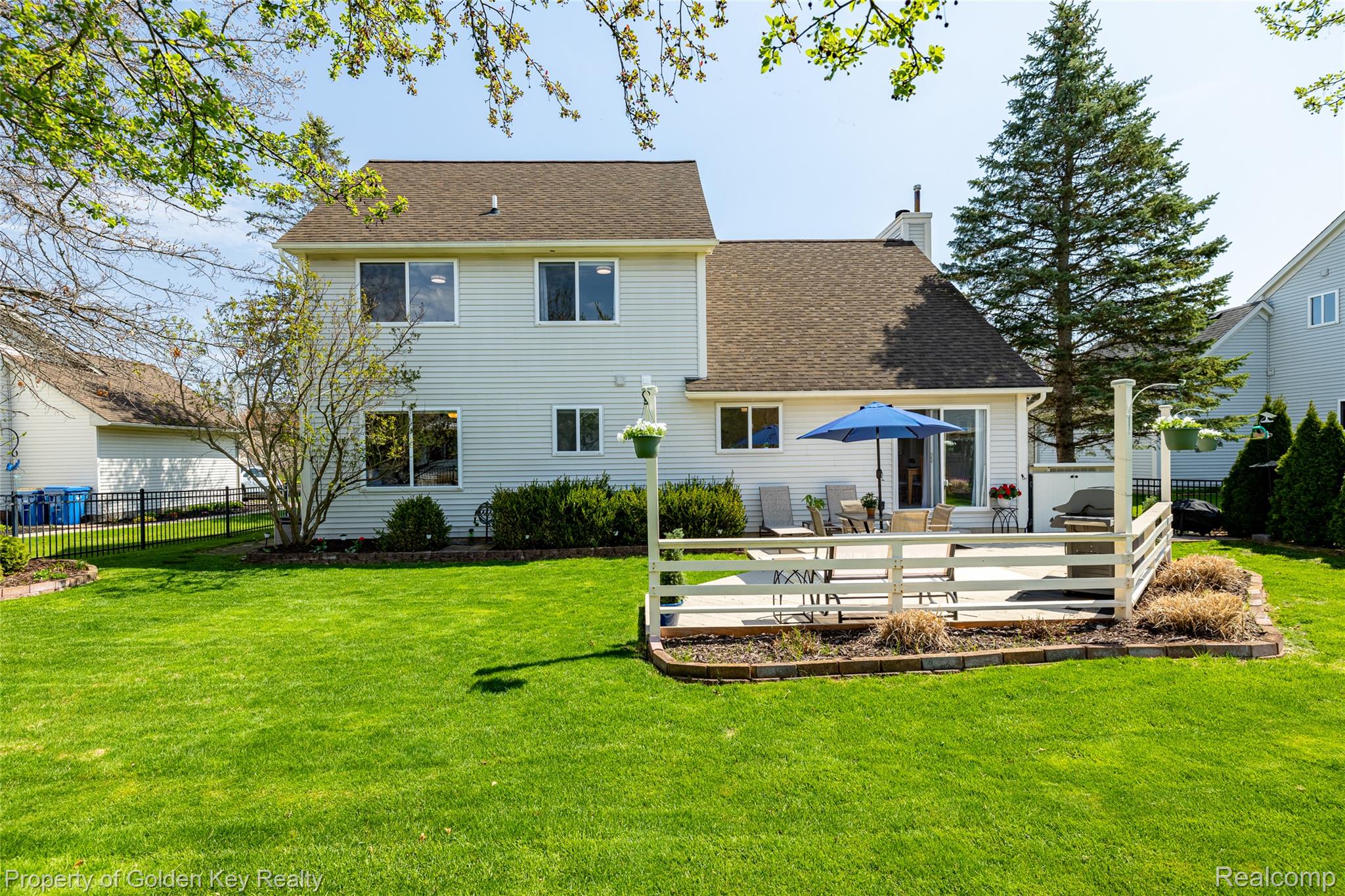 403 S Pine Creek Court
