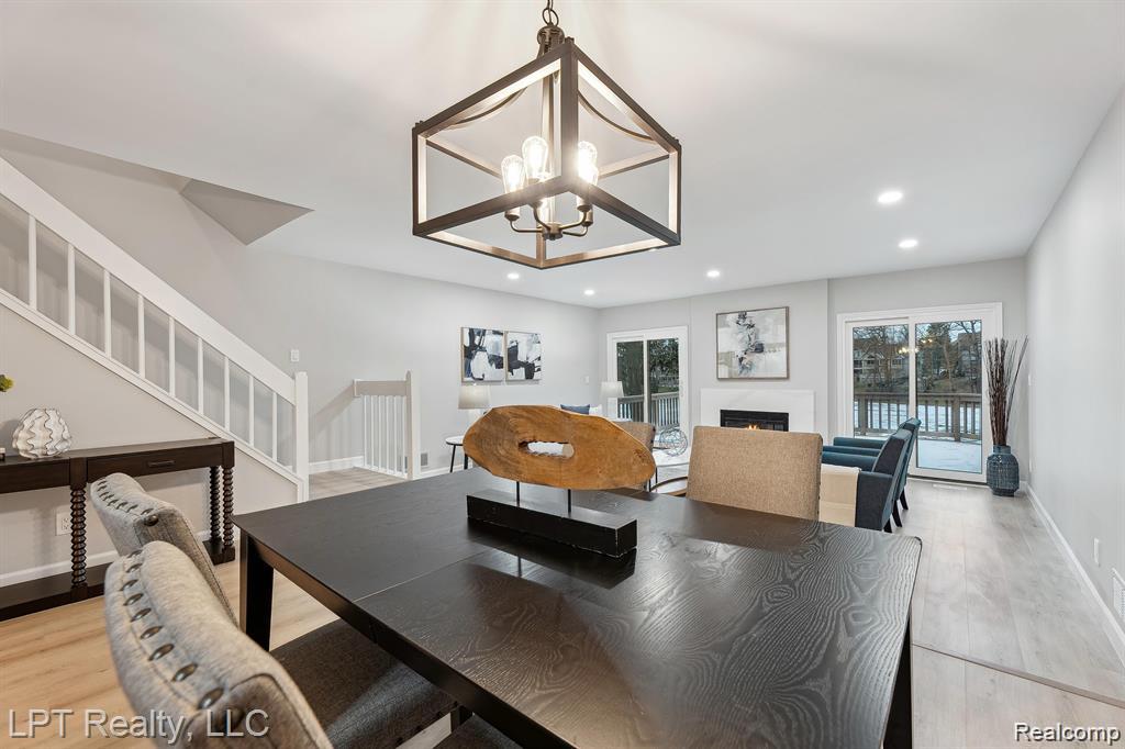 4561 Golf View Drive