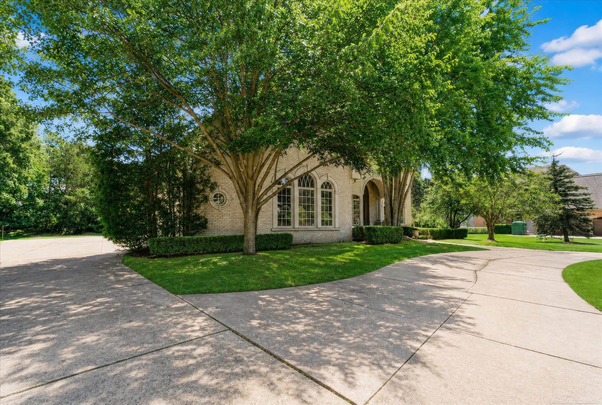 5539 Carrollton Court