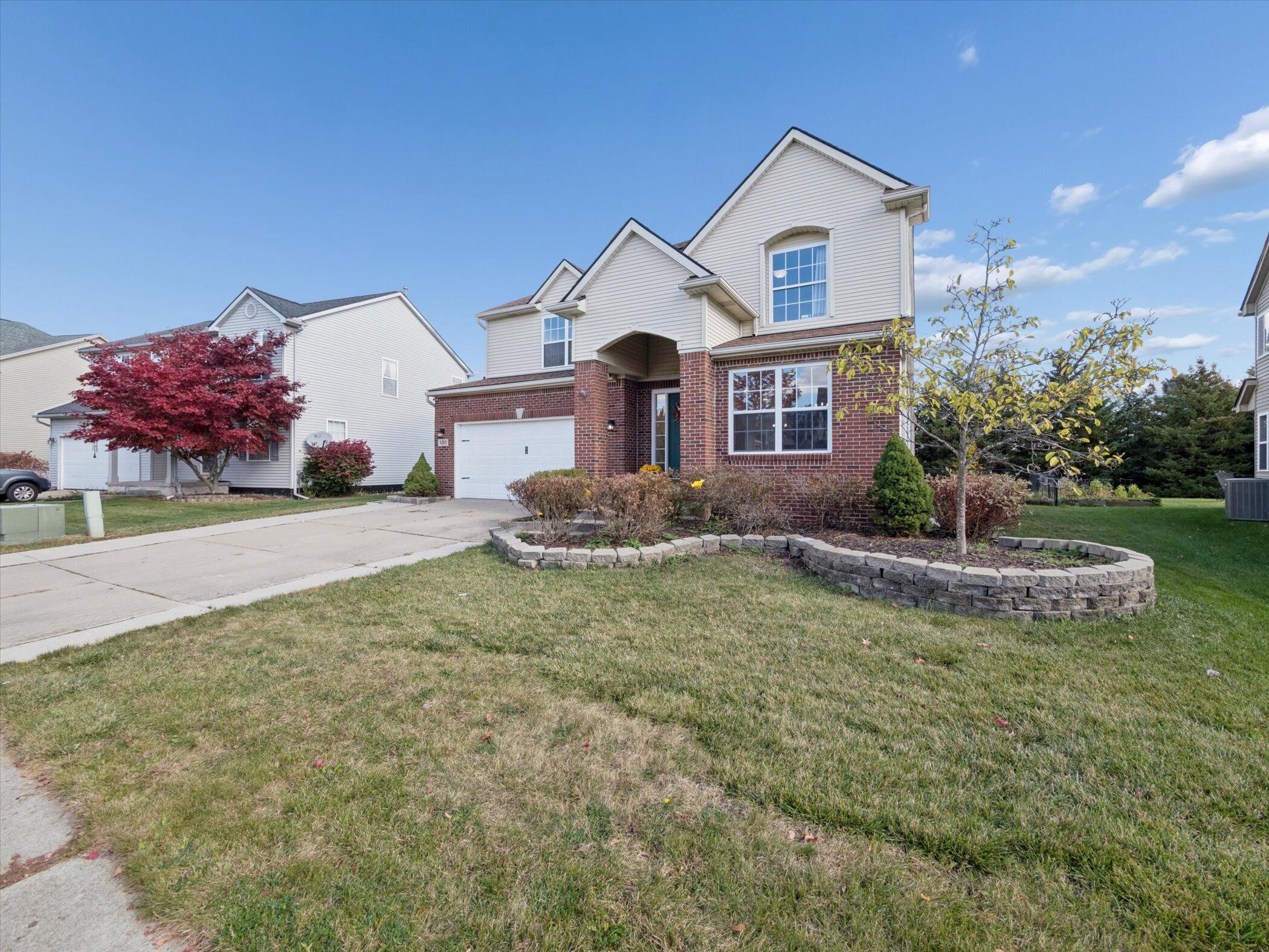 8280 S Warwick Court