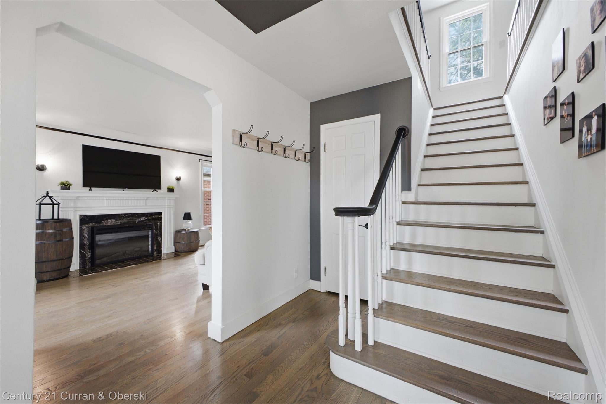 738 S Lafayette Street