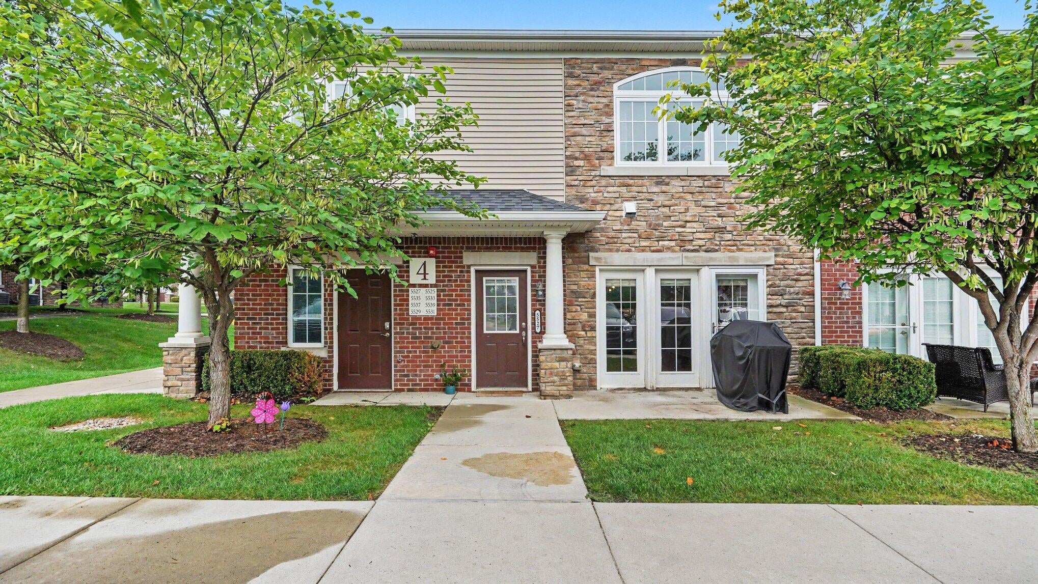 5527 Arbor Chase Drive