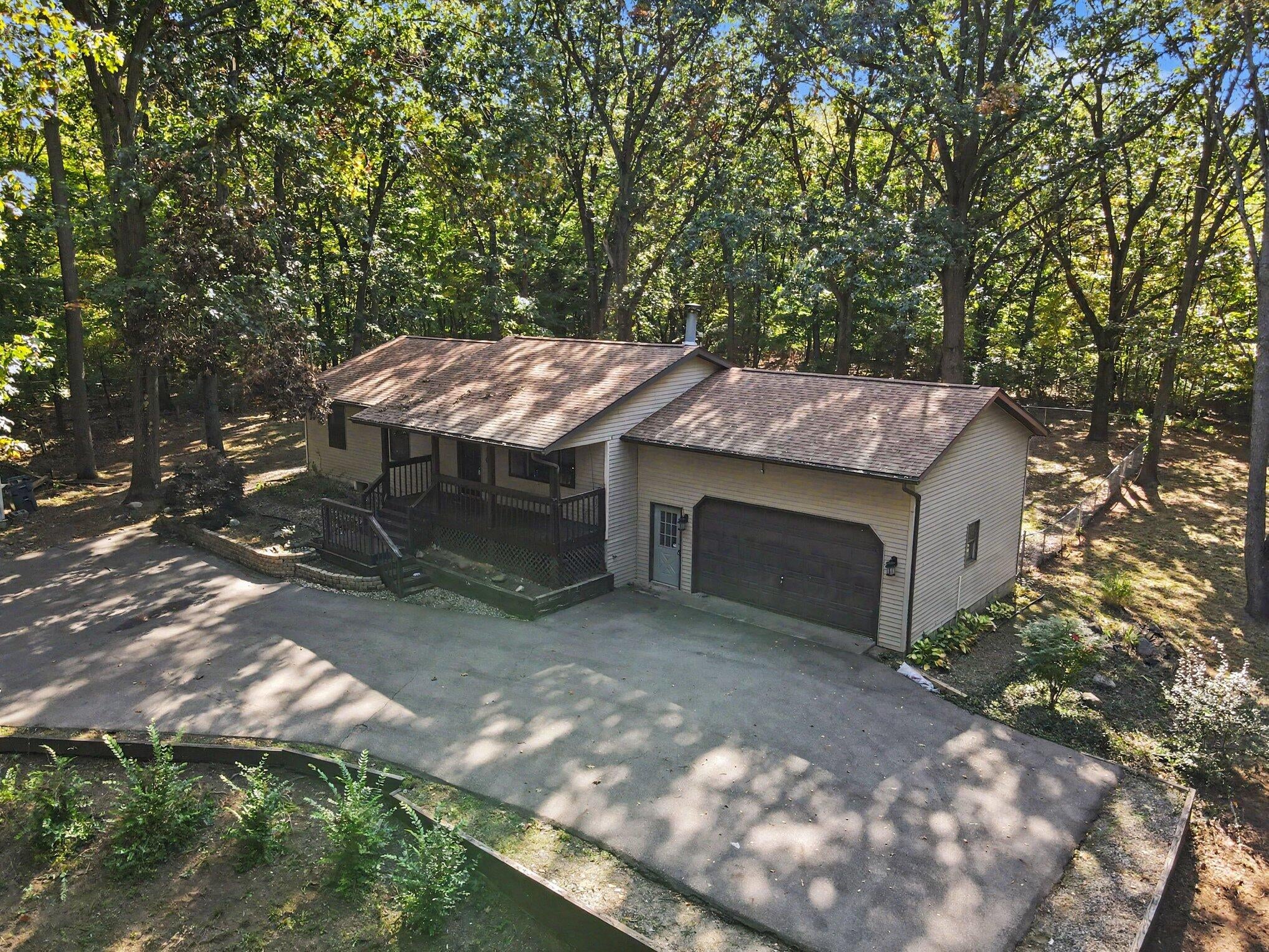 8329 W Kl Avenue