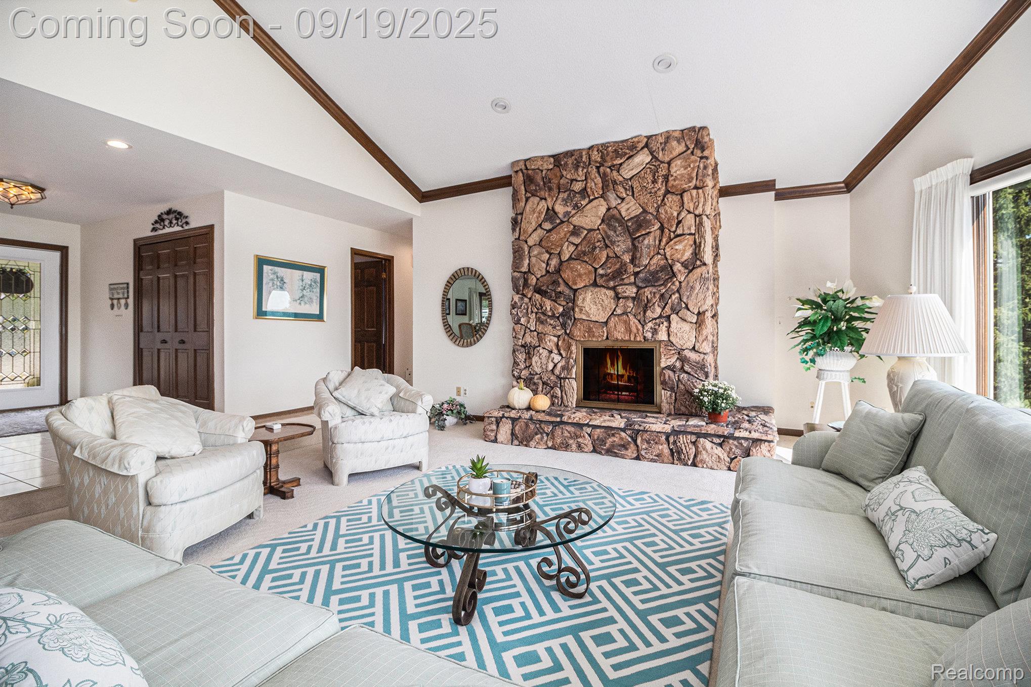 2751 Lakeridge