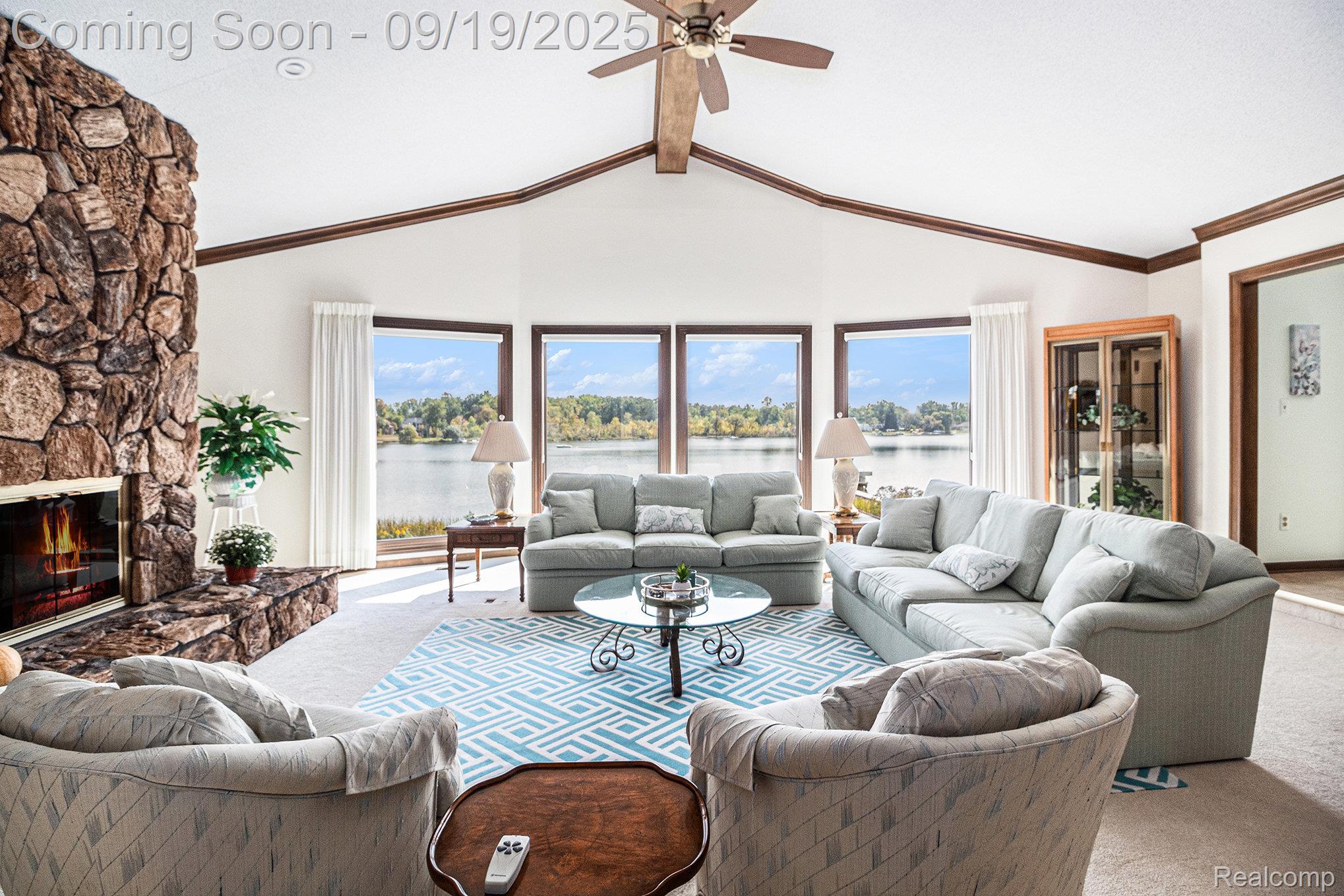 2751 Lakeridge