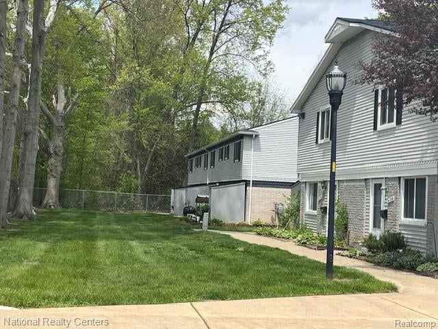 41292 N Woodbury Green Drive