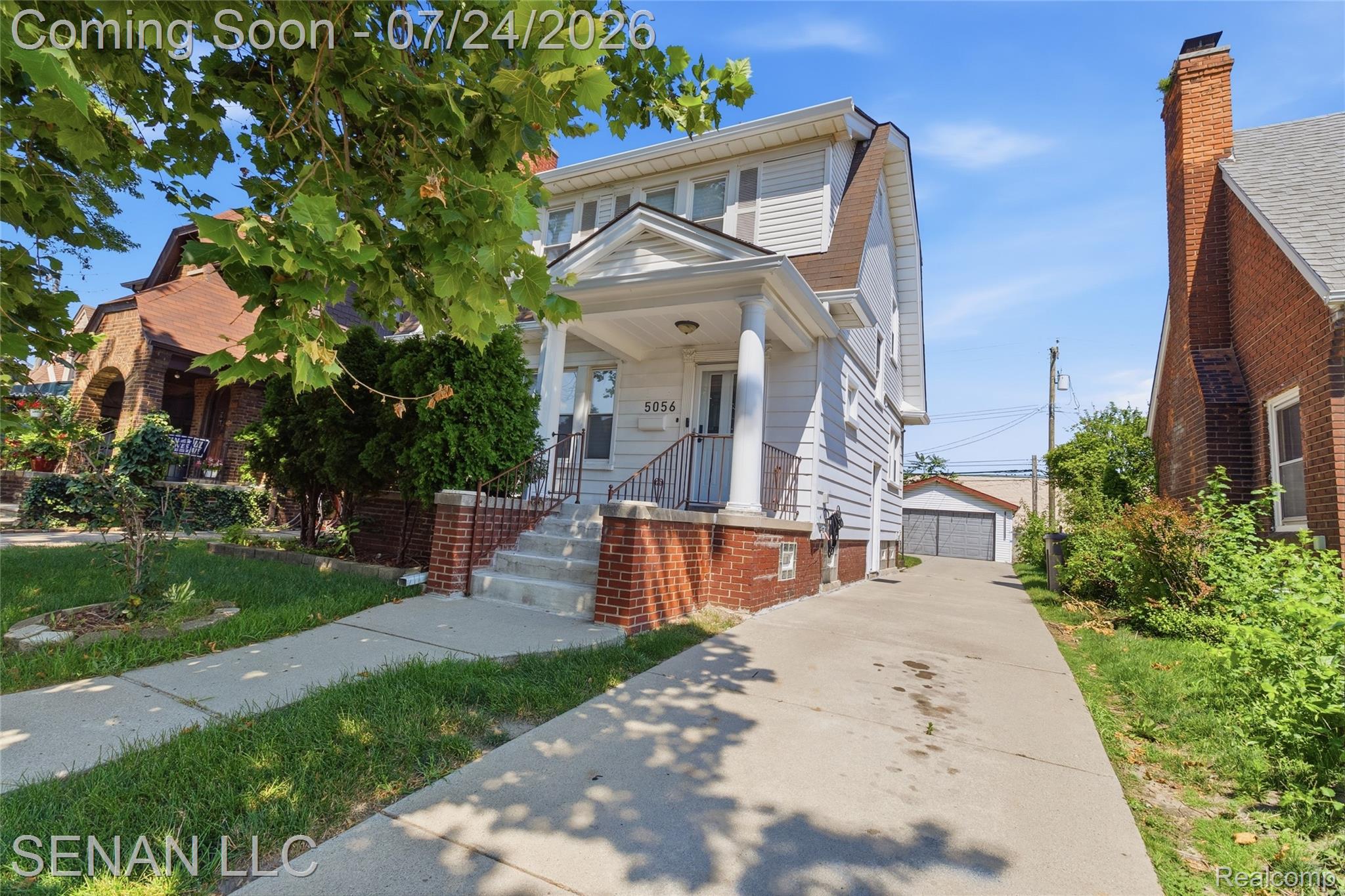 5056 Maple Street