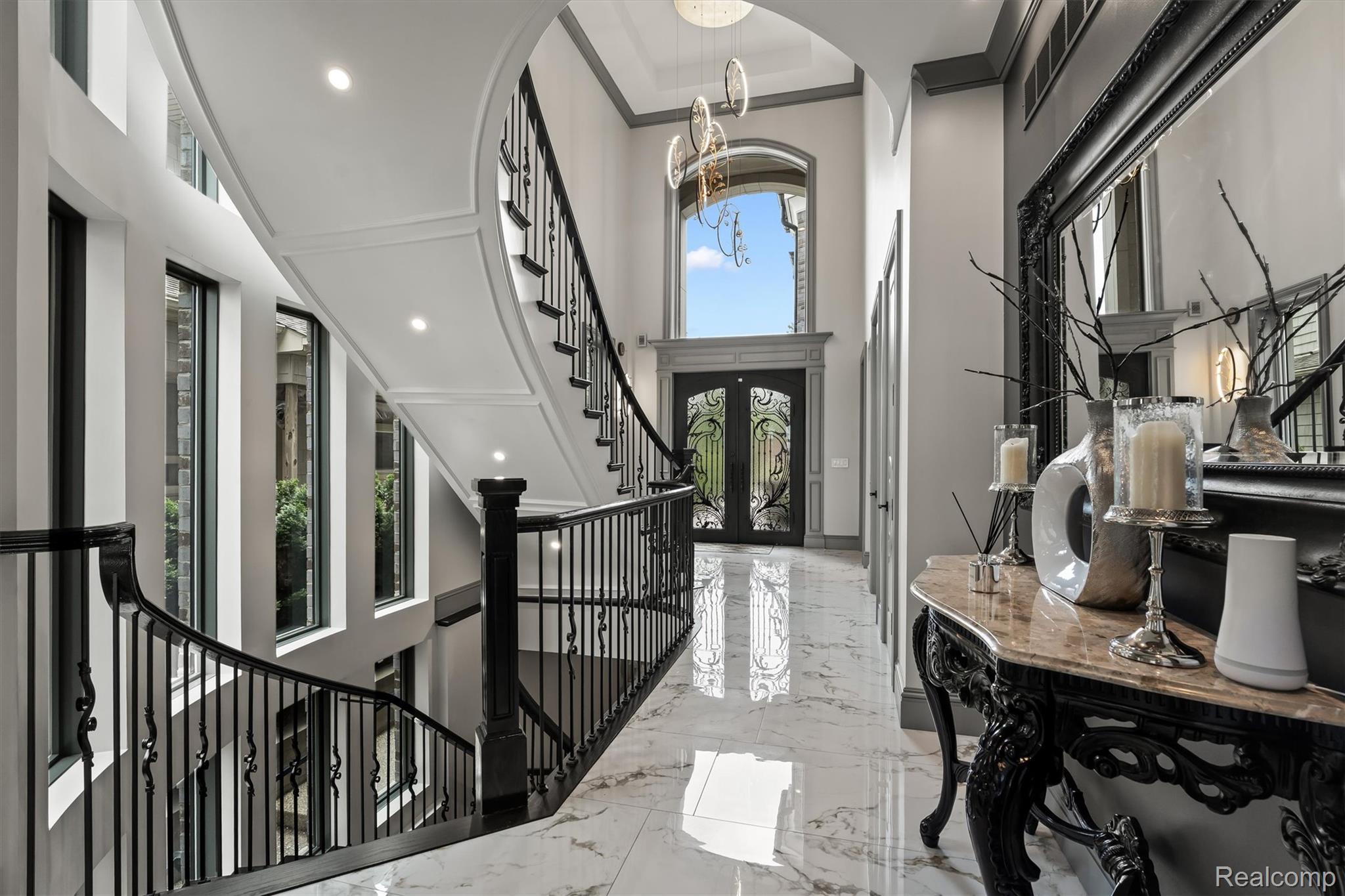 2390 Walnut Lake Road