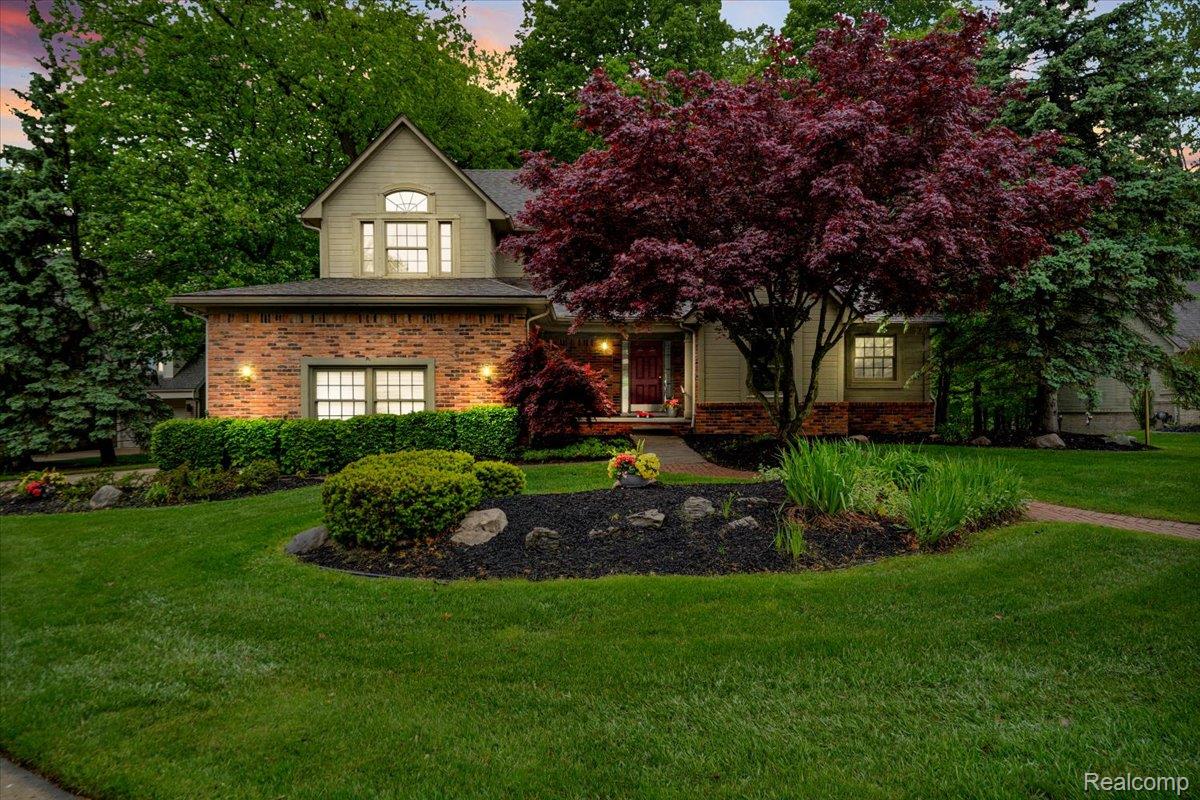 28335 Golf Pointe Boulevard