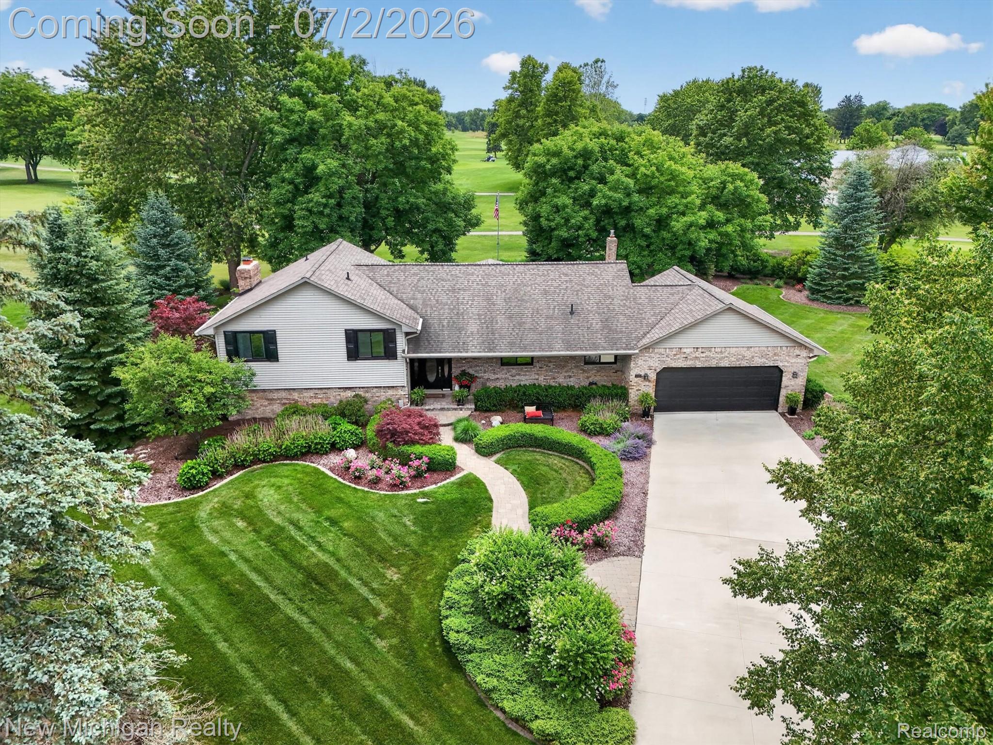 1325 Birdie Court
