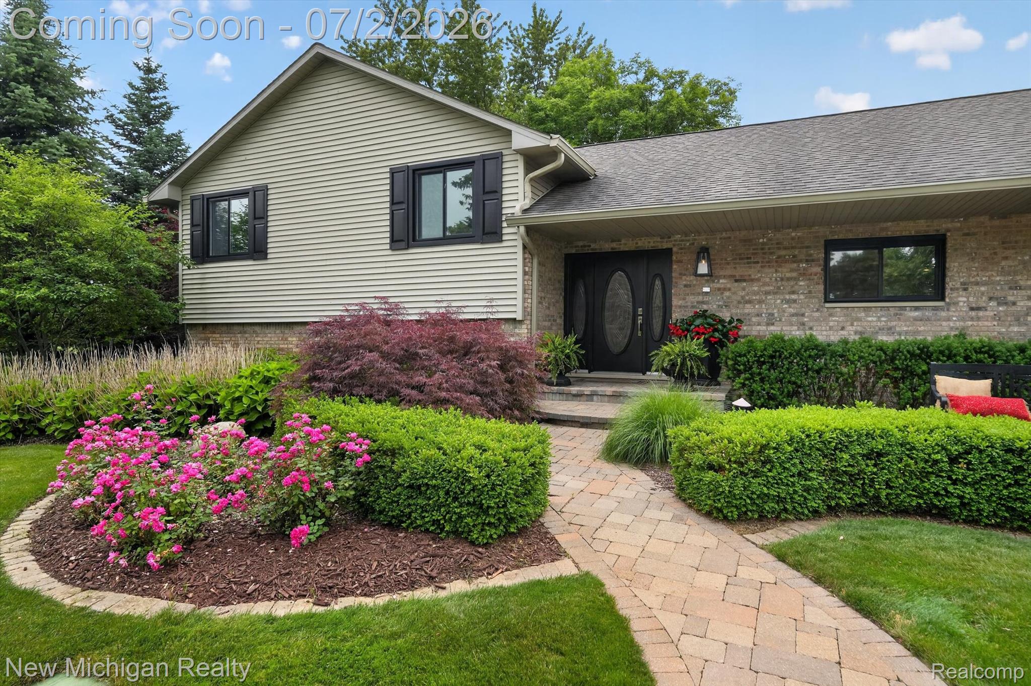 1325 Birdie Court