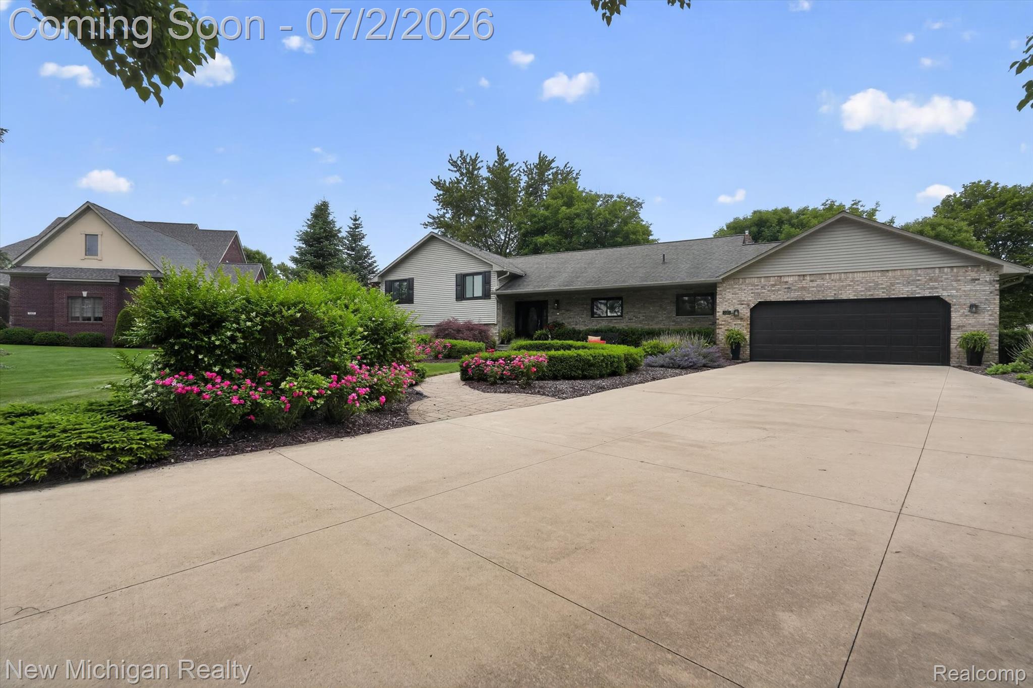 1325 Birdie Court