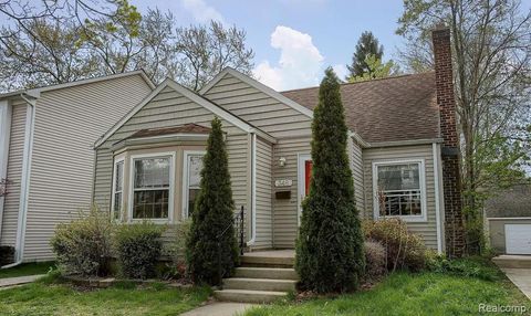 348 E MAPLEHURST Street Ferndale City MI 48220