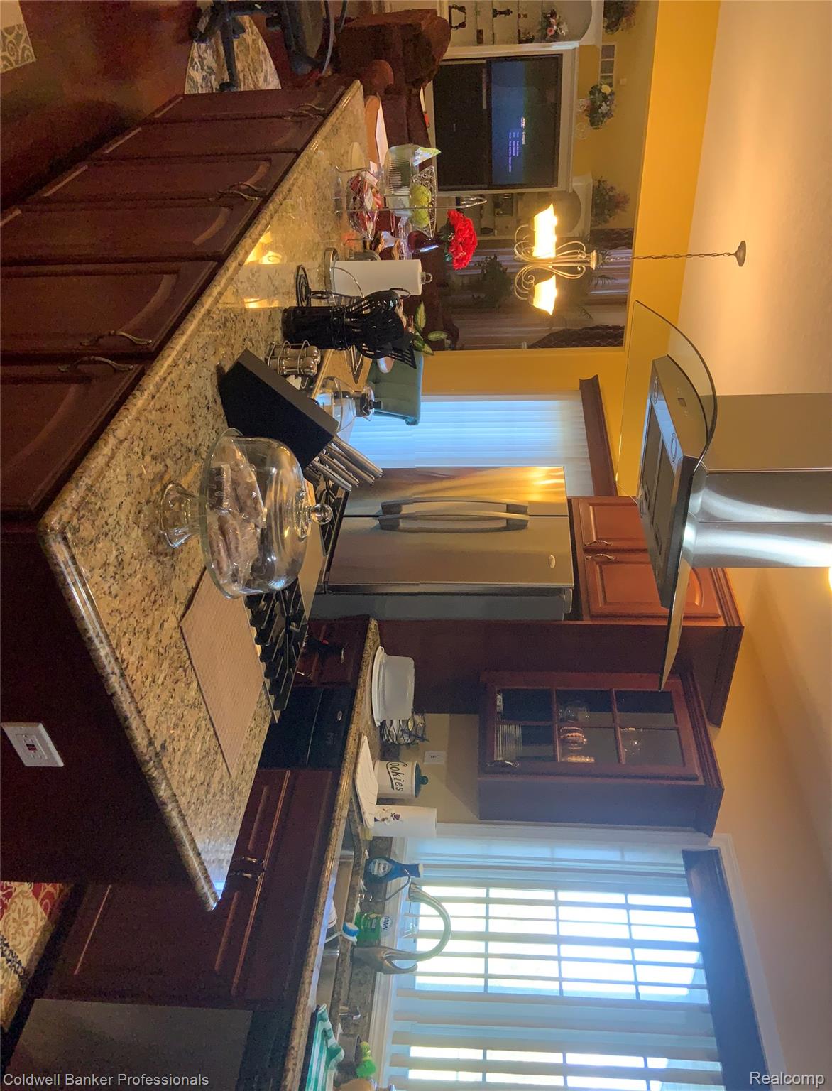 13065 White Oaks