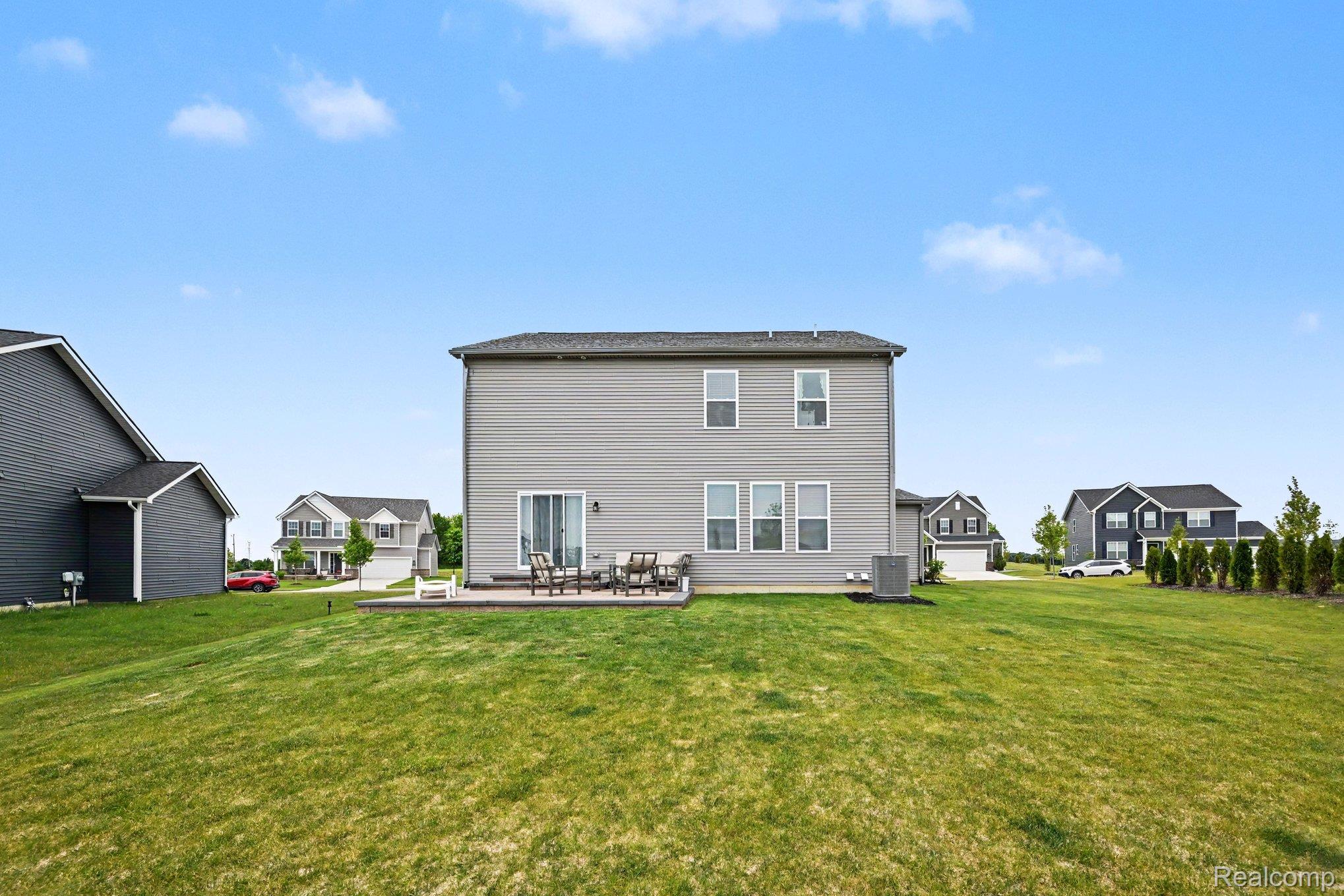2751 Salt Springs Drive