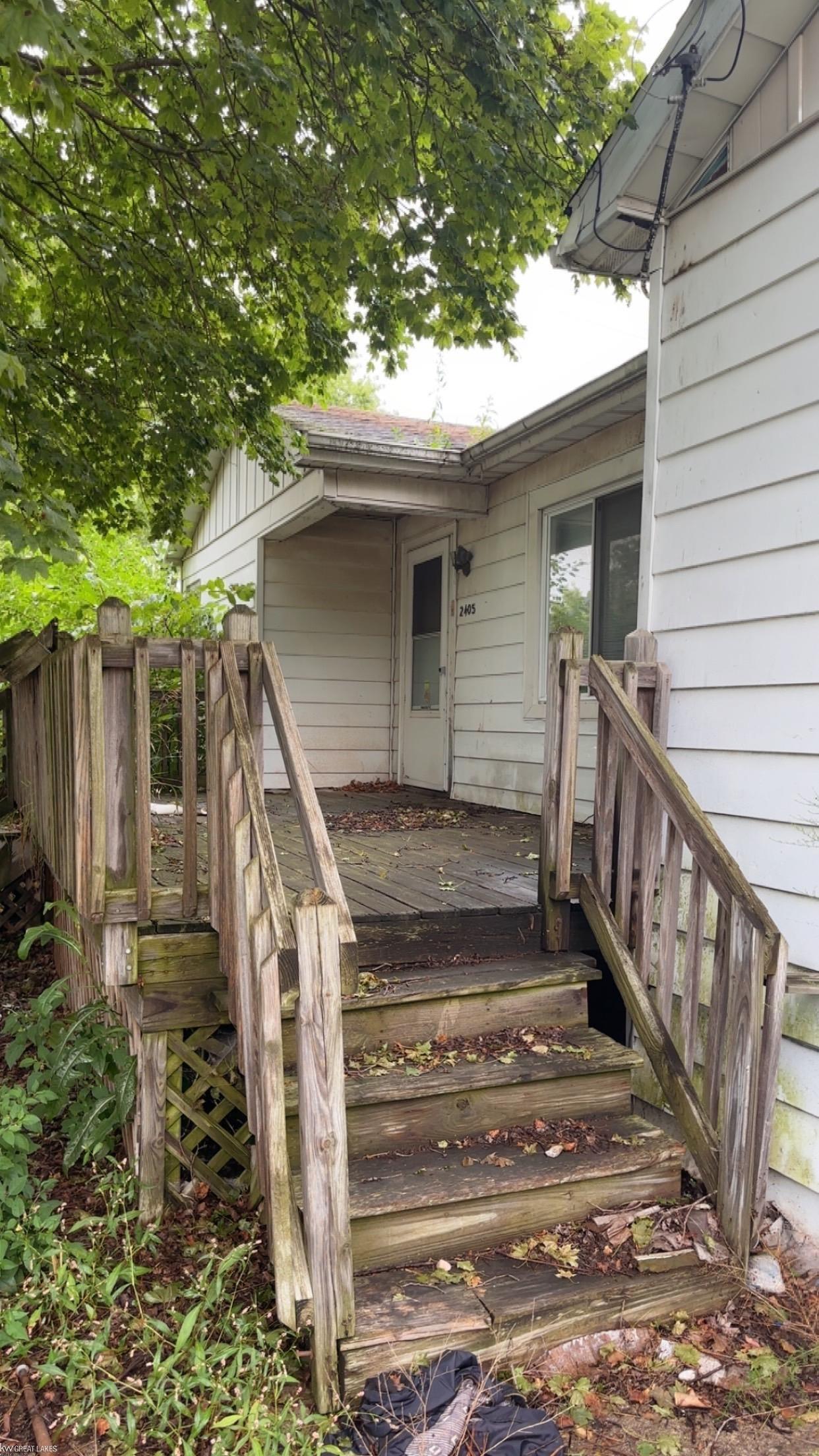 2405 Bewick Street