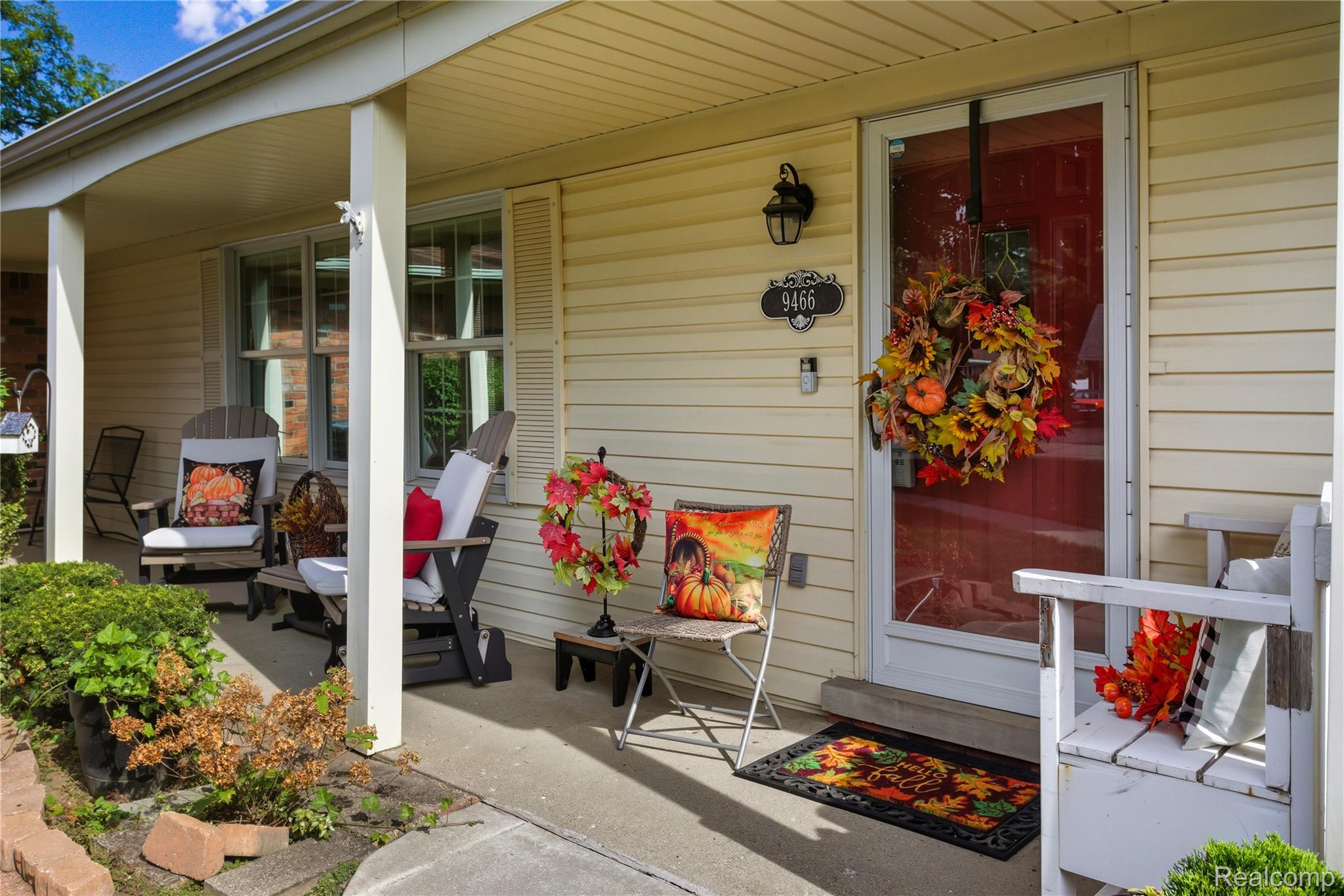 9466 Marilyn Avenue