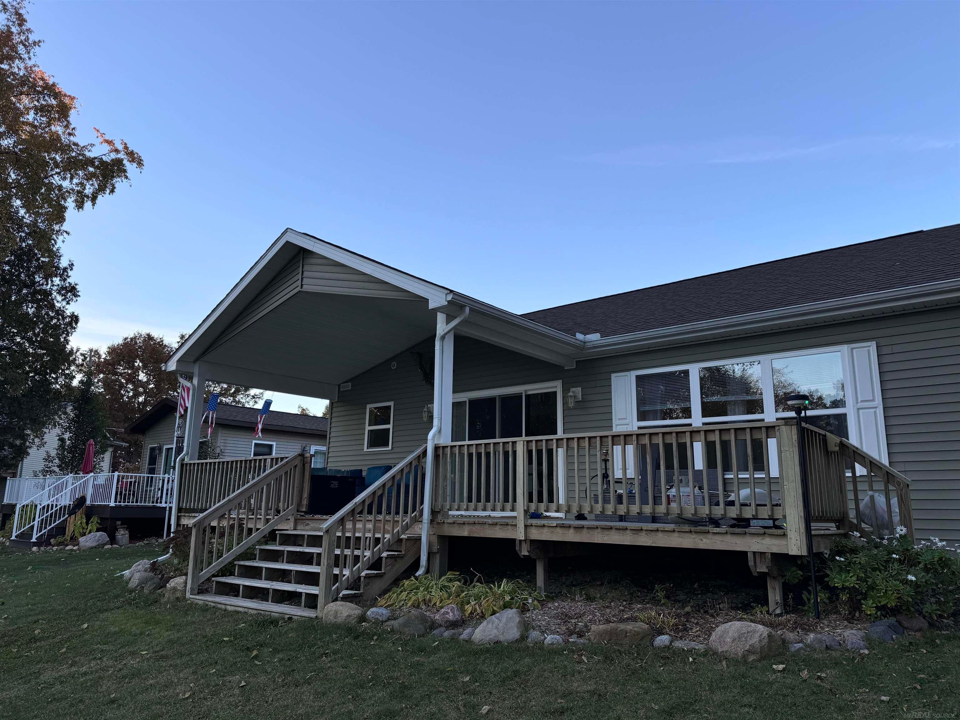 3152 Brier Lane