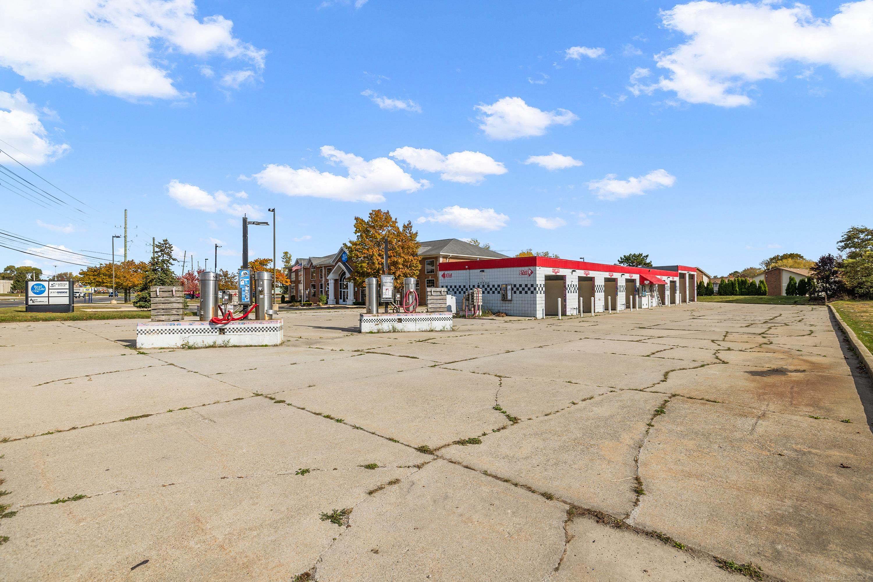 47720 Gratiot Avenue