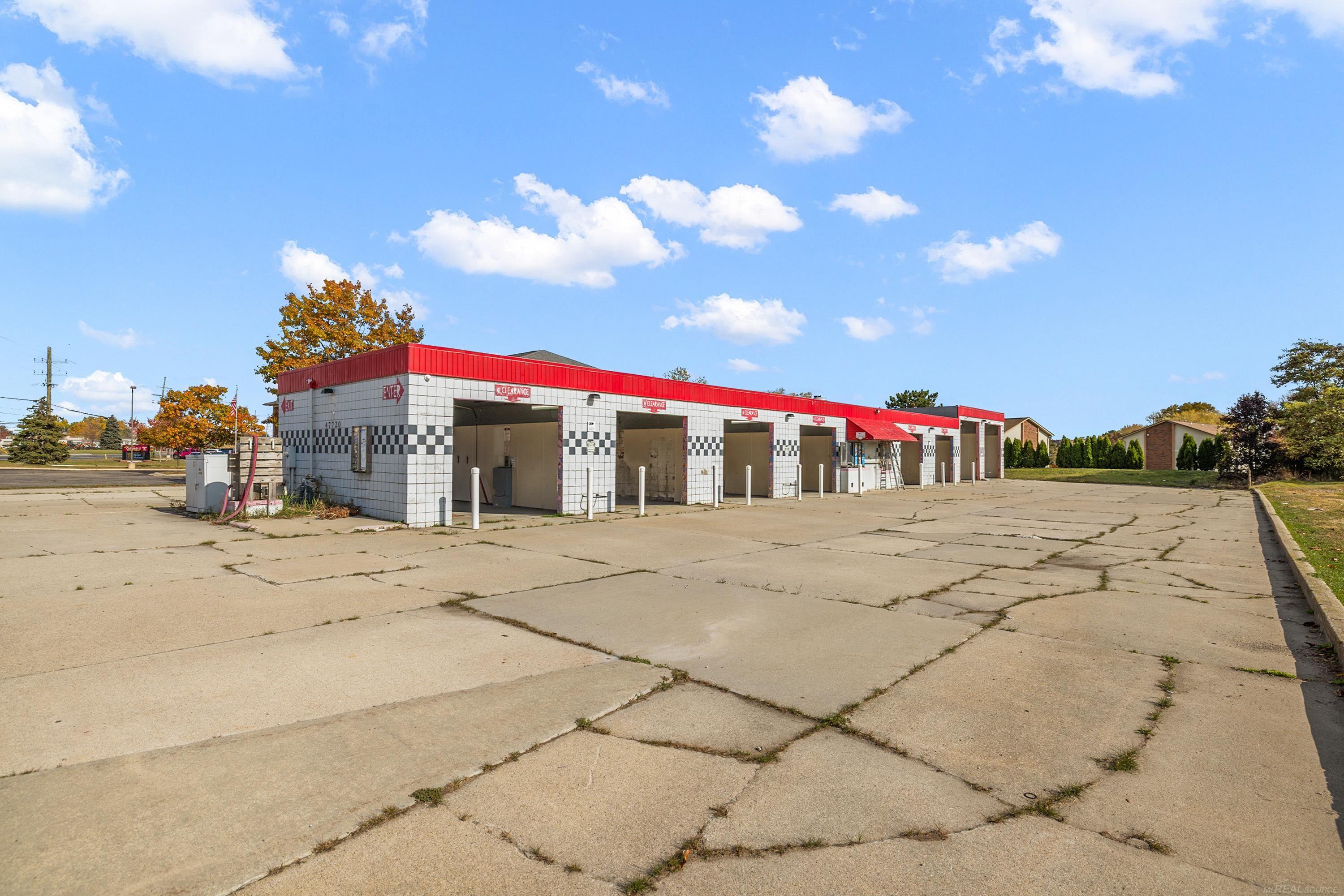 47720 Gratiot Avenue