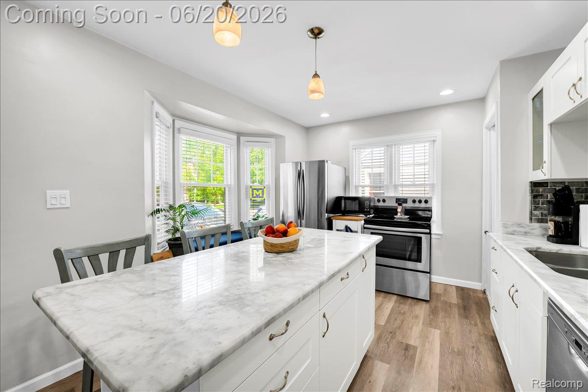1009 Harvard Road