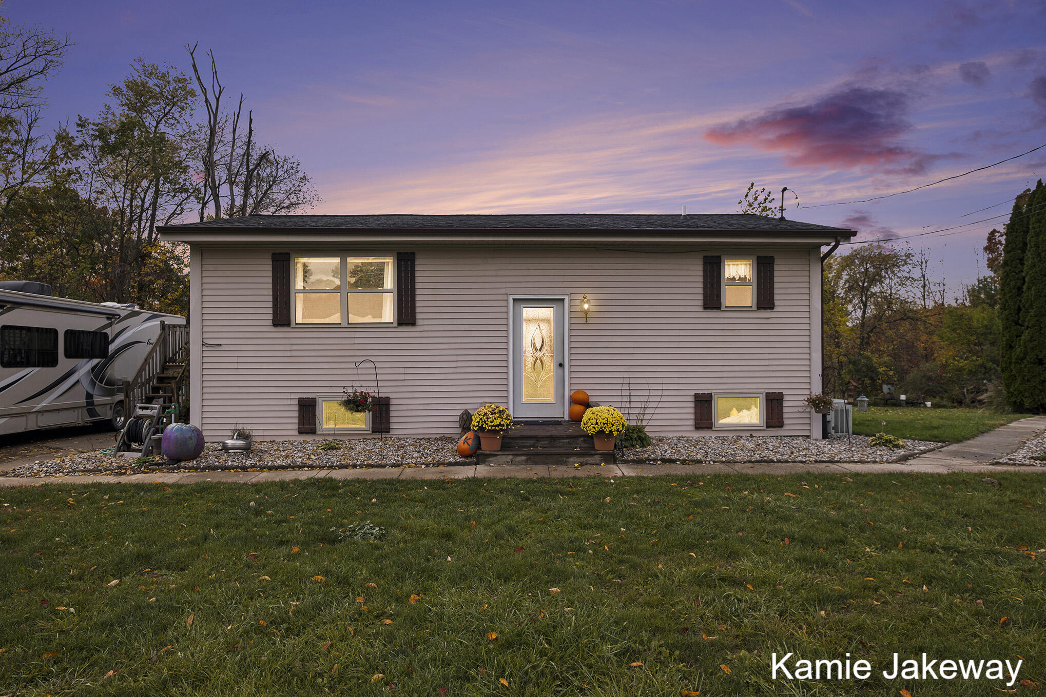 8395 McArthur Avenue NE