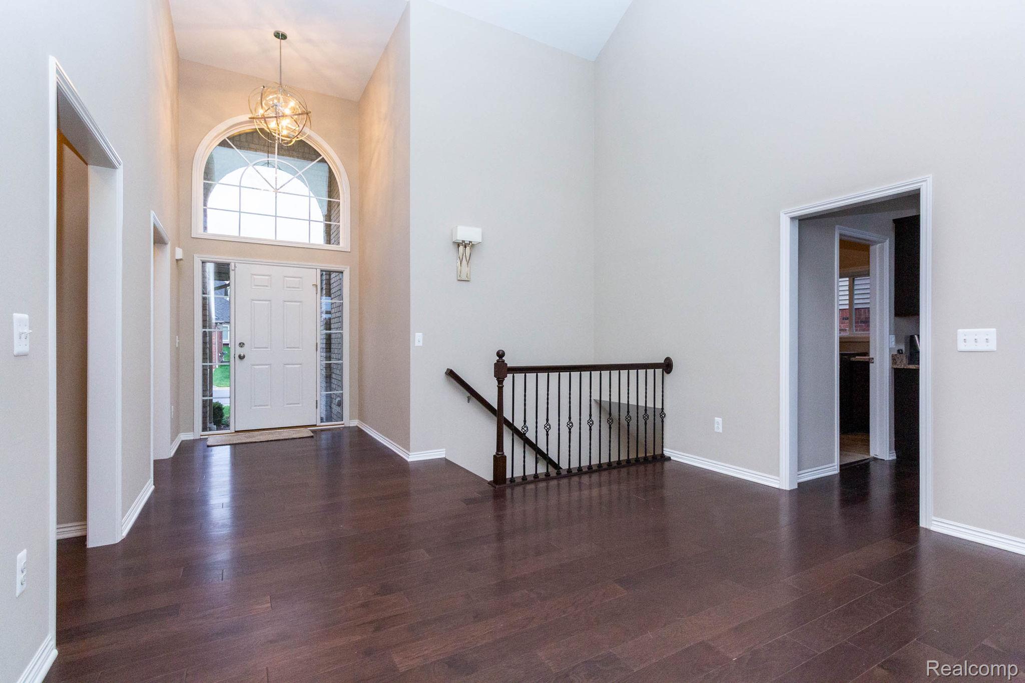 30493 Berghway Trail