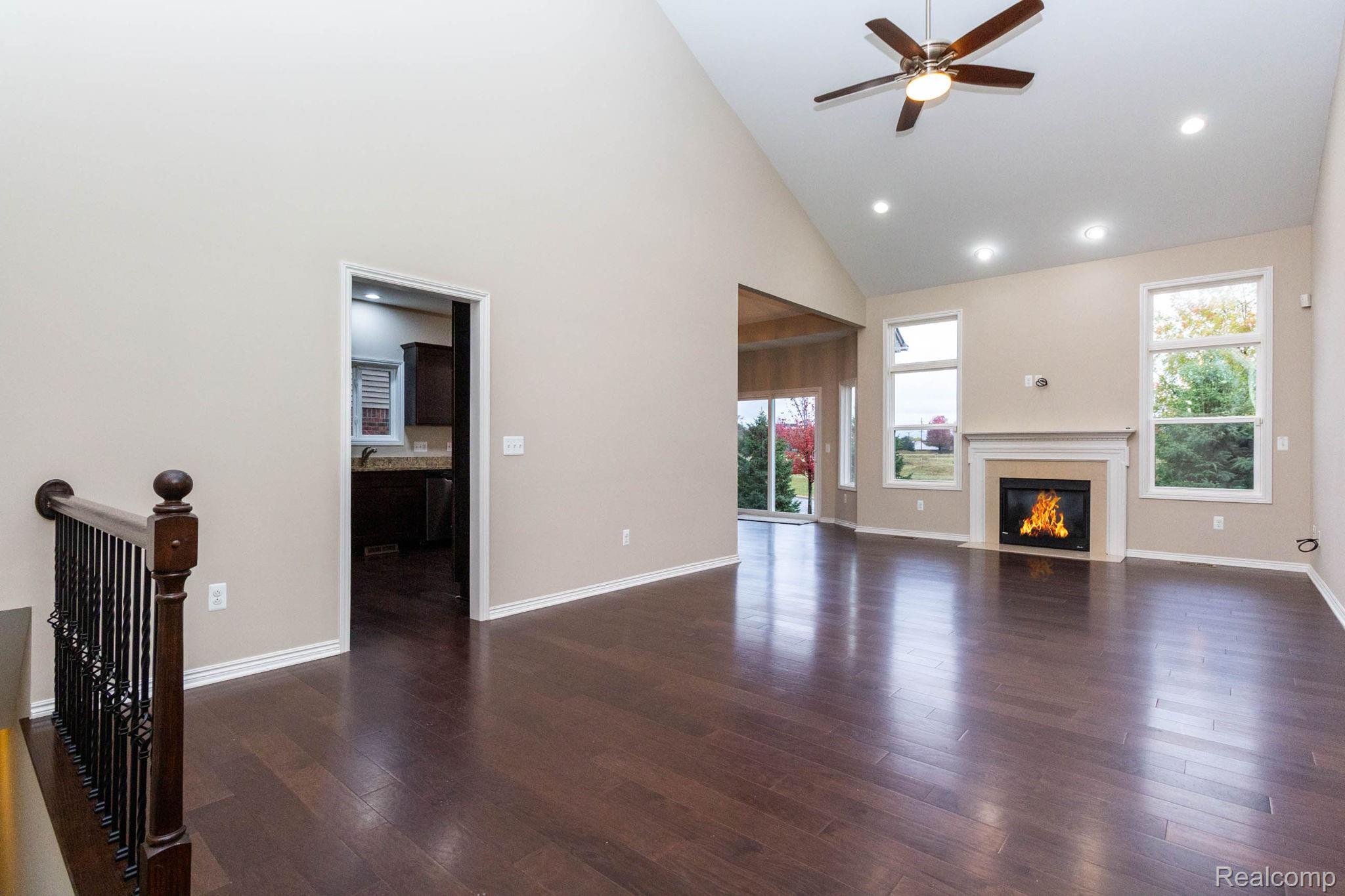 30493 Berghway Trail