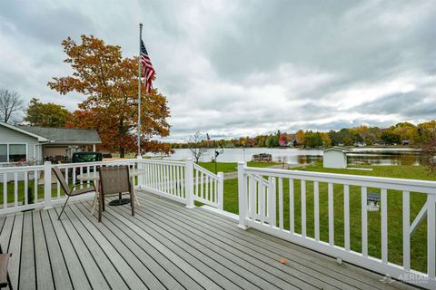 Tiny photo for 8483 Lakeview, Plainfield Township, MI 48739 (MLS # 77080066173)