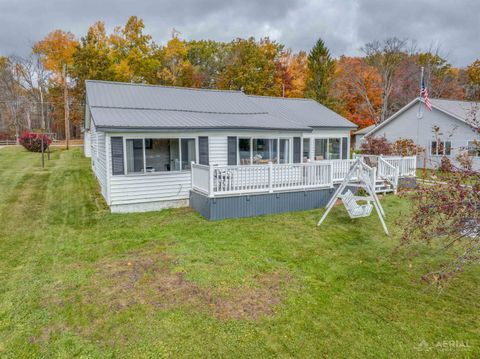 Tiny photo for 8483 Lakeview, Plainfield Township, MI 48739 (MLS # 77080066173)