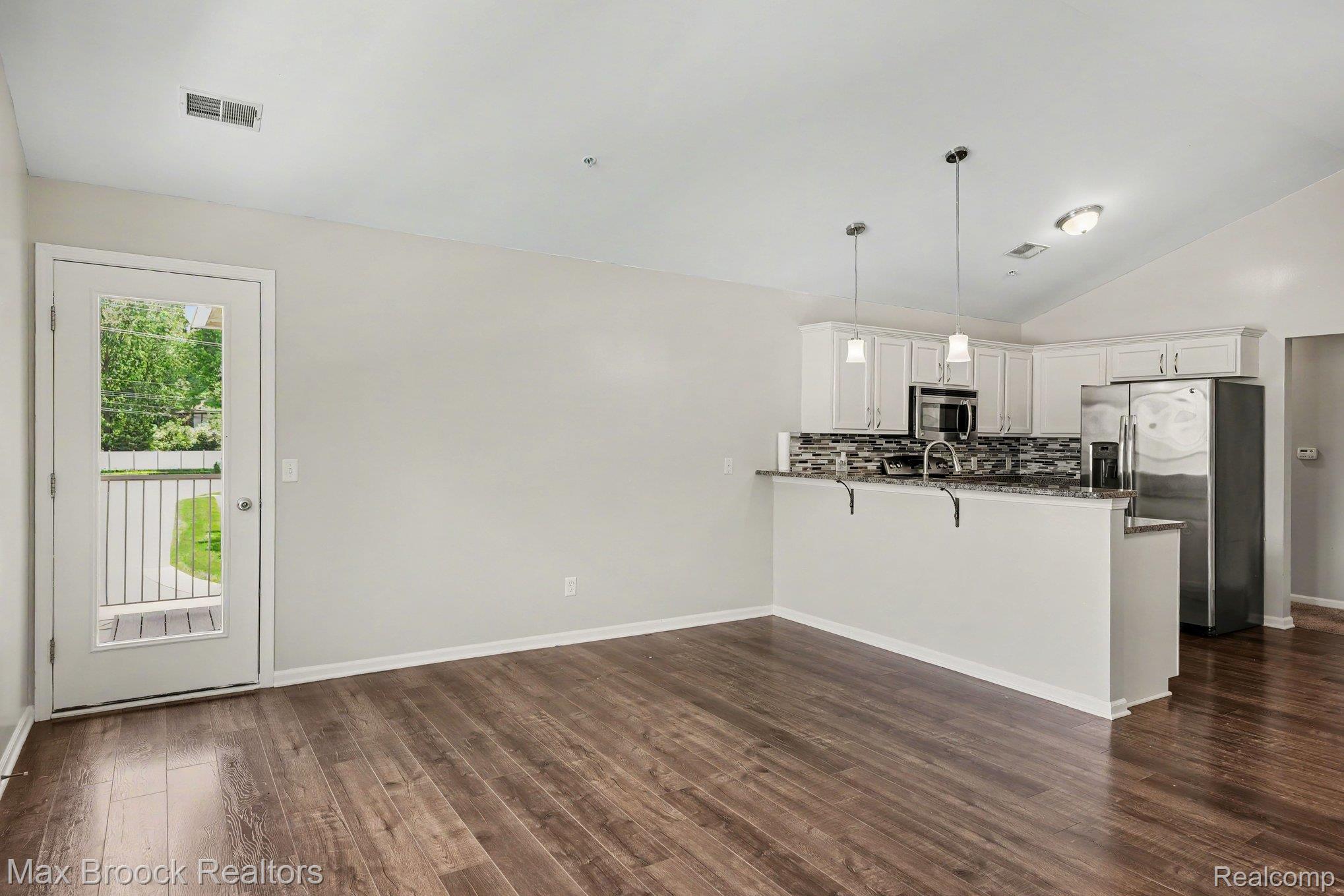 49086 W Woods Drive