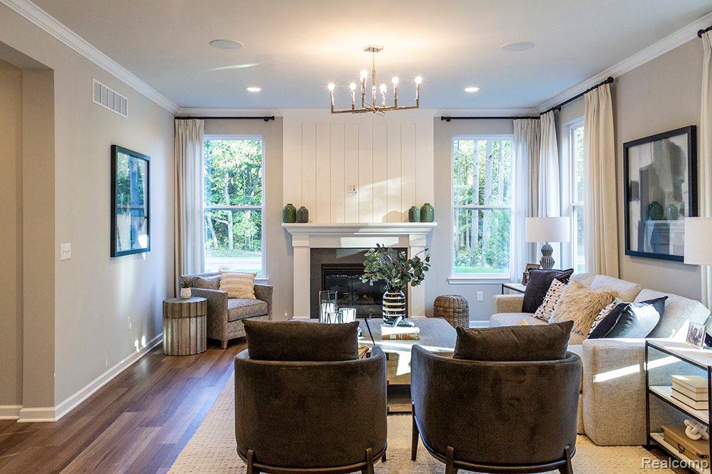 286 Silver Oak Drive