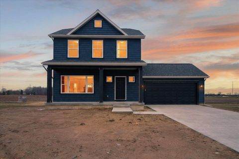 247 Gemstone Drive Alma City MI 48801