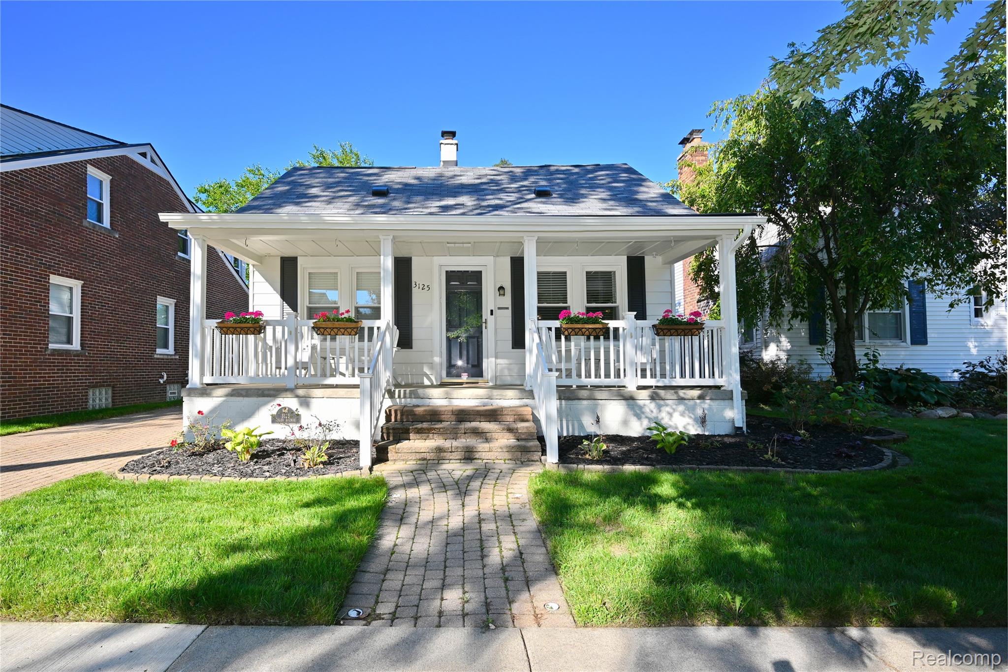 3125 Tyler Avenue