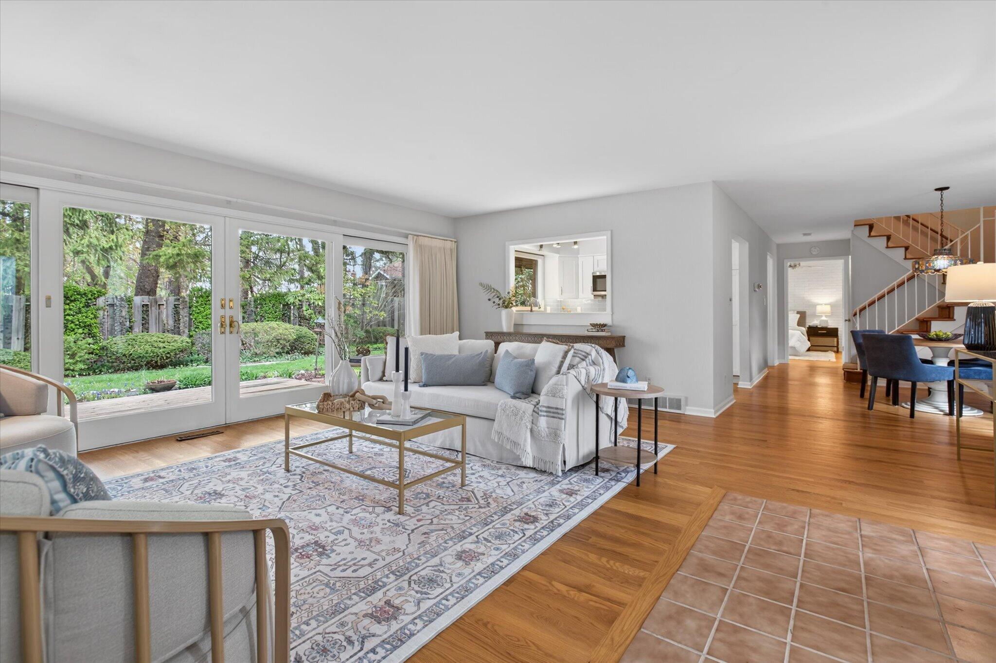 2727 S Lakeshore Drive A2