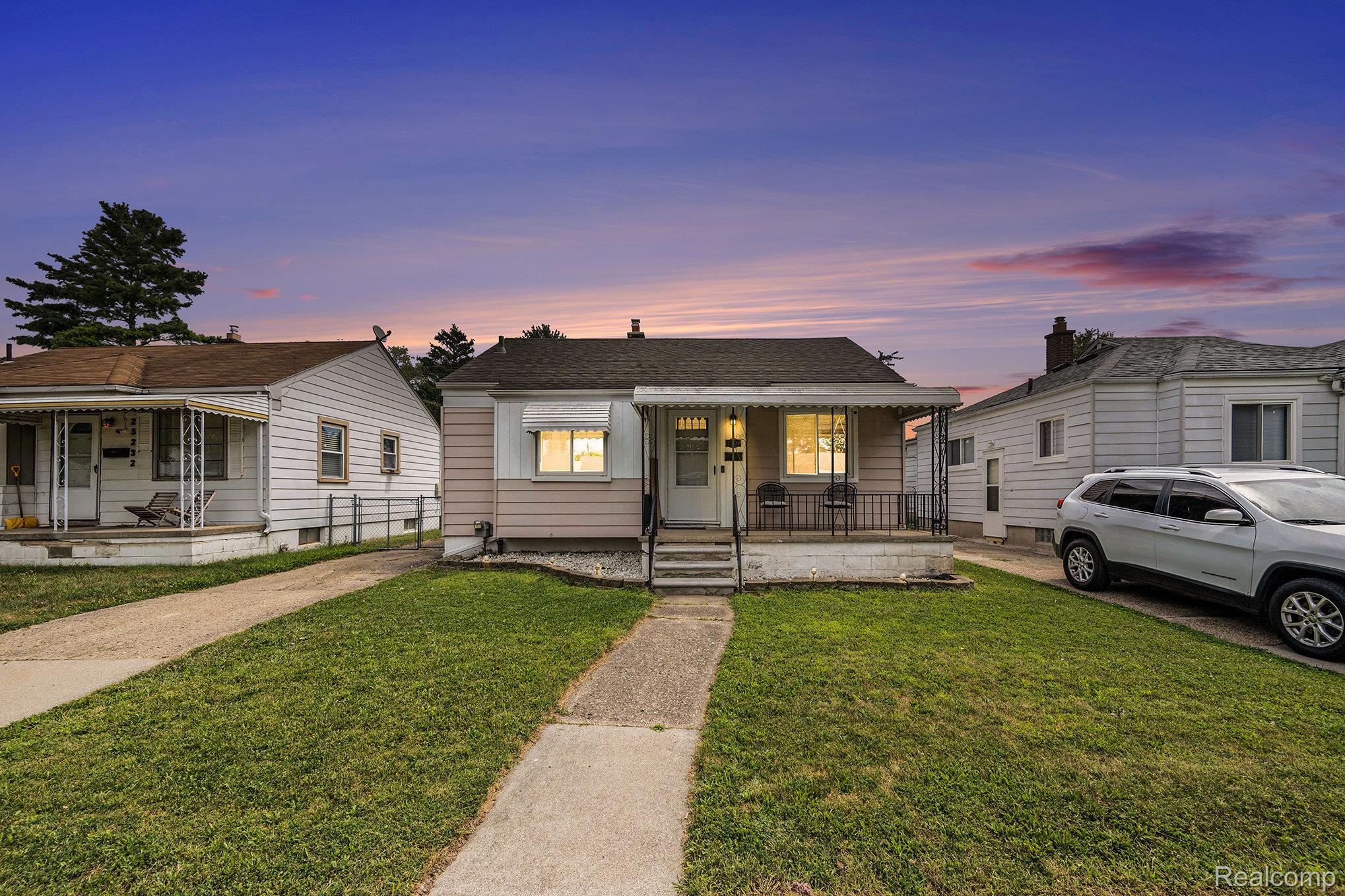 25224 Send Street