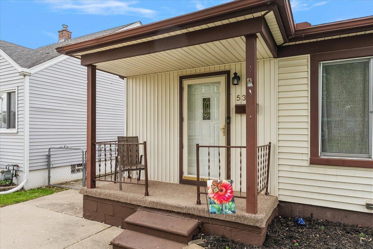 539 Mayflower Avenue