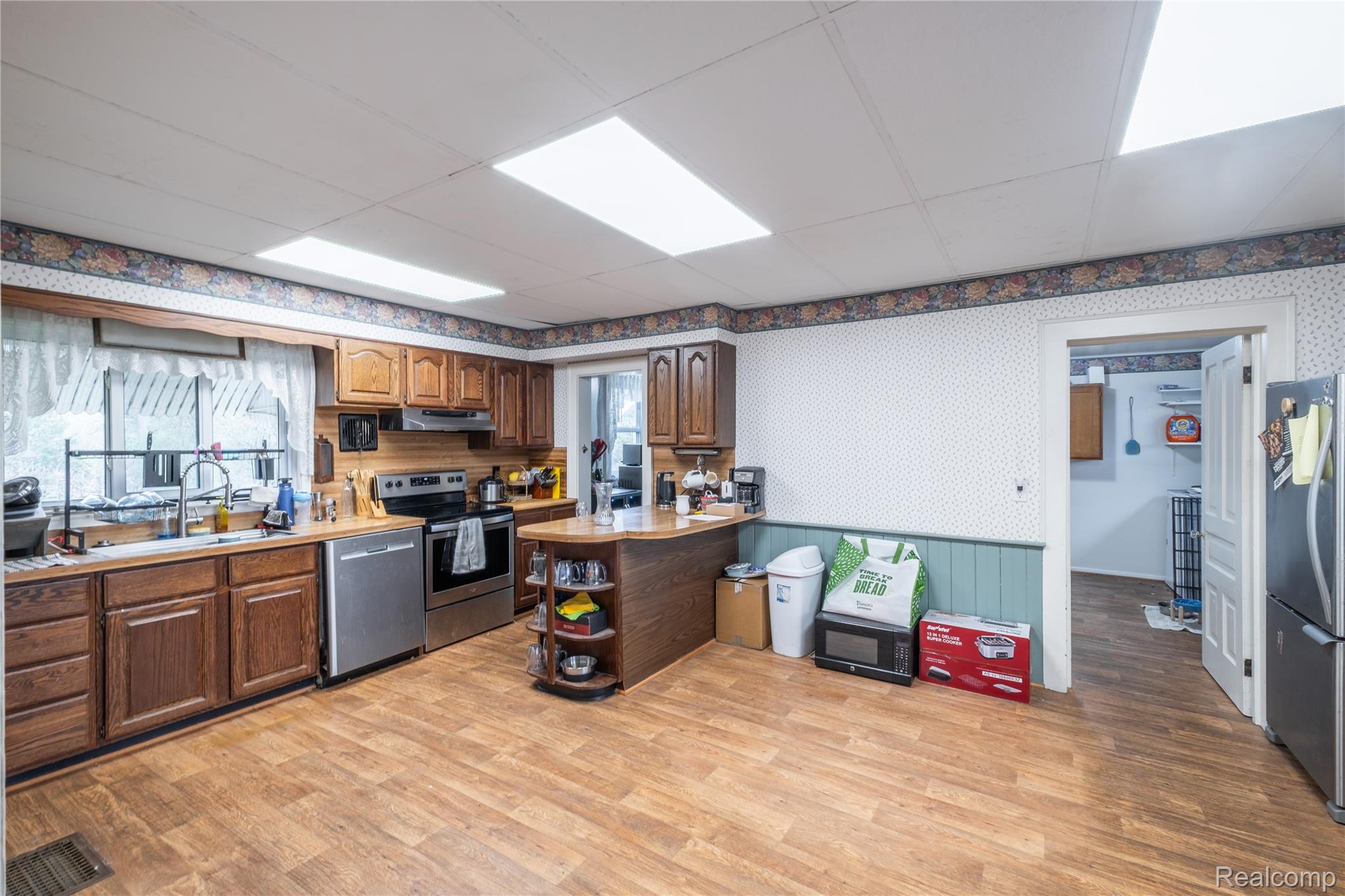 9057 Brookville Road