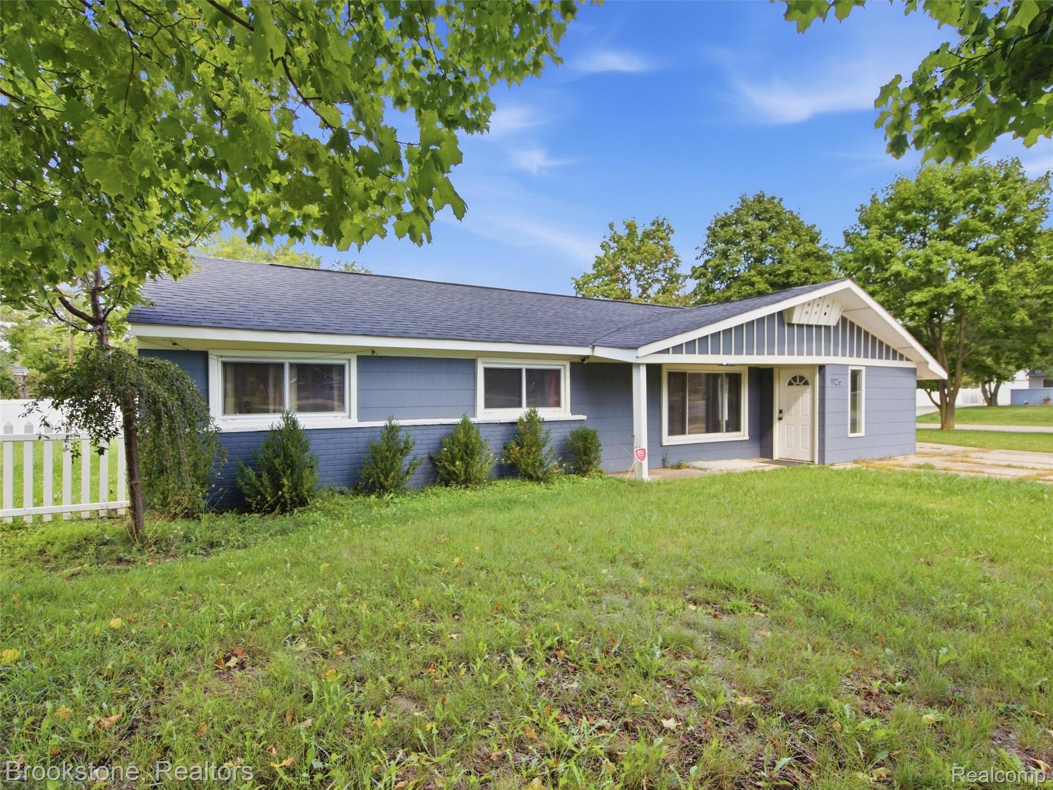 1926 Swaranne Drive