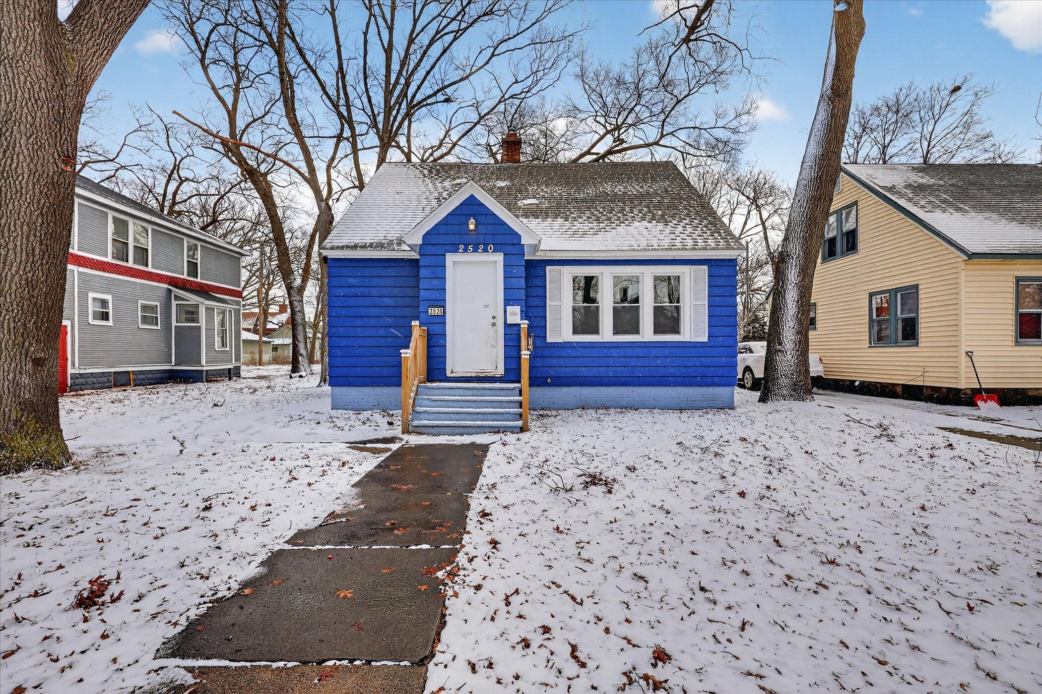 2520 5th Street