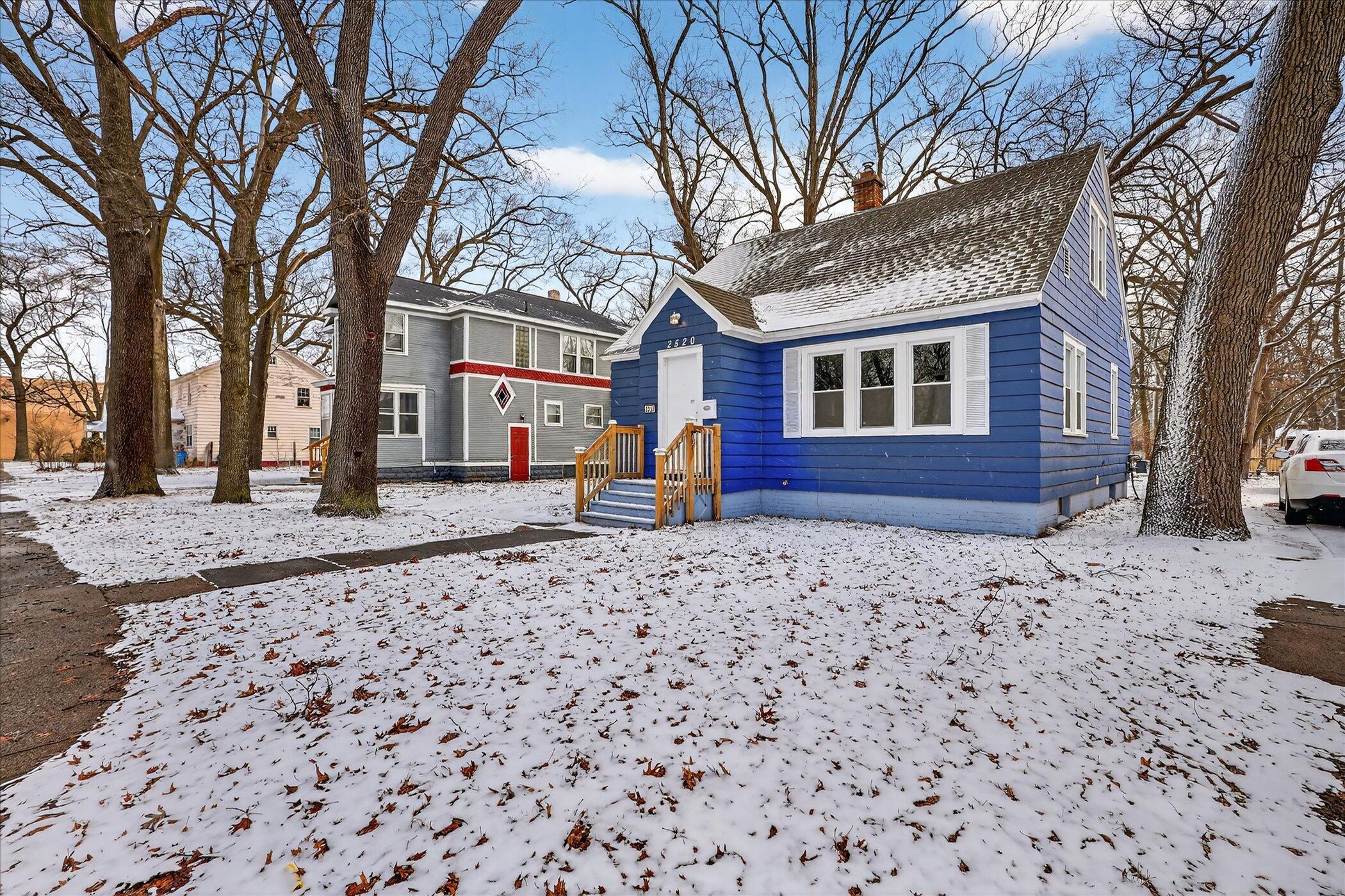 2520 5th Street