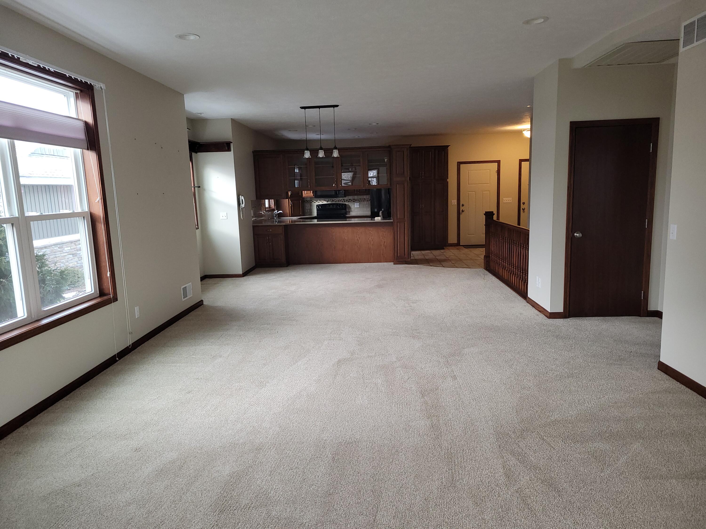 8105 Amber Crest Drive SW