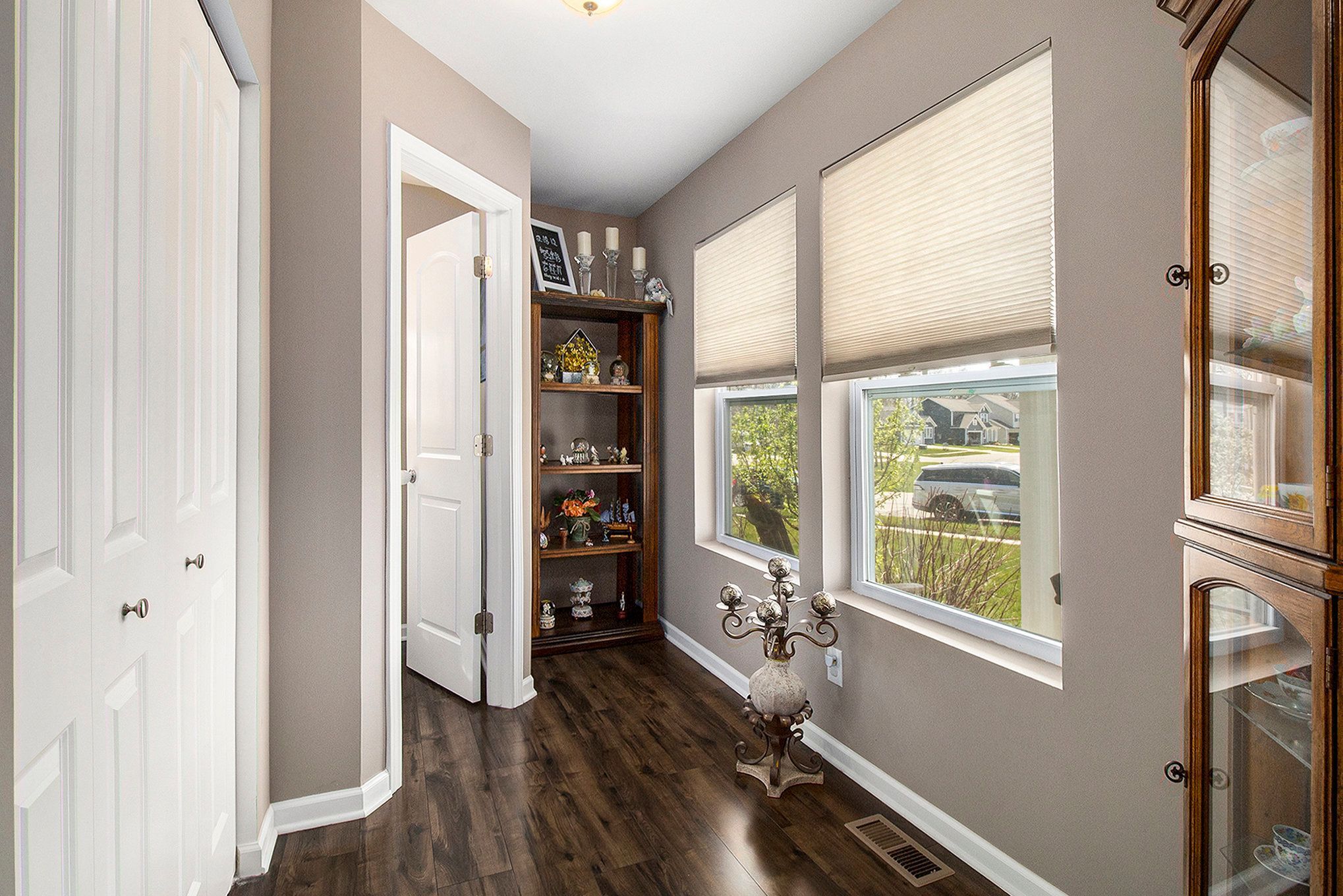3652 AMBER OAKS Drive