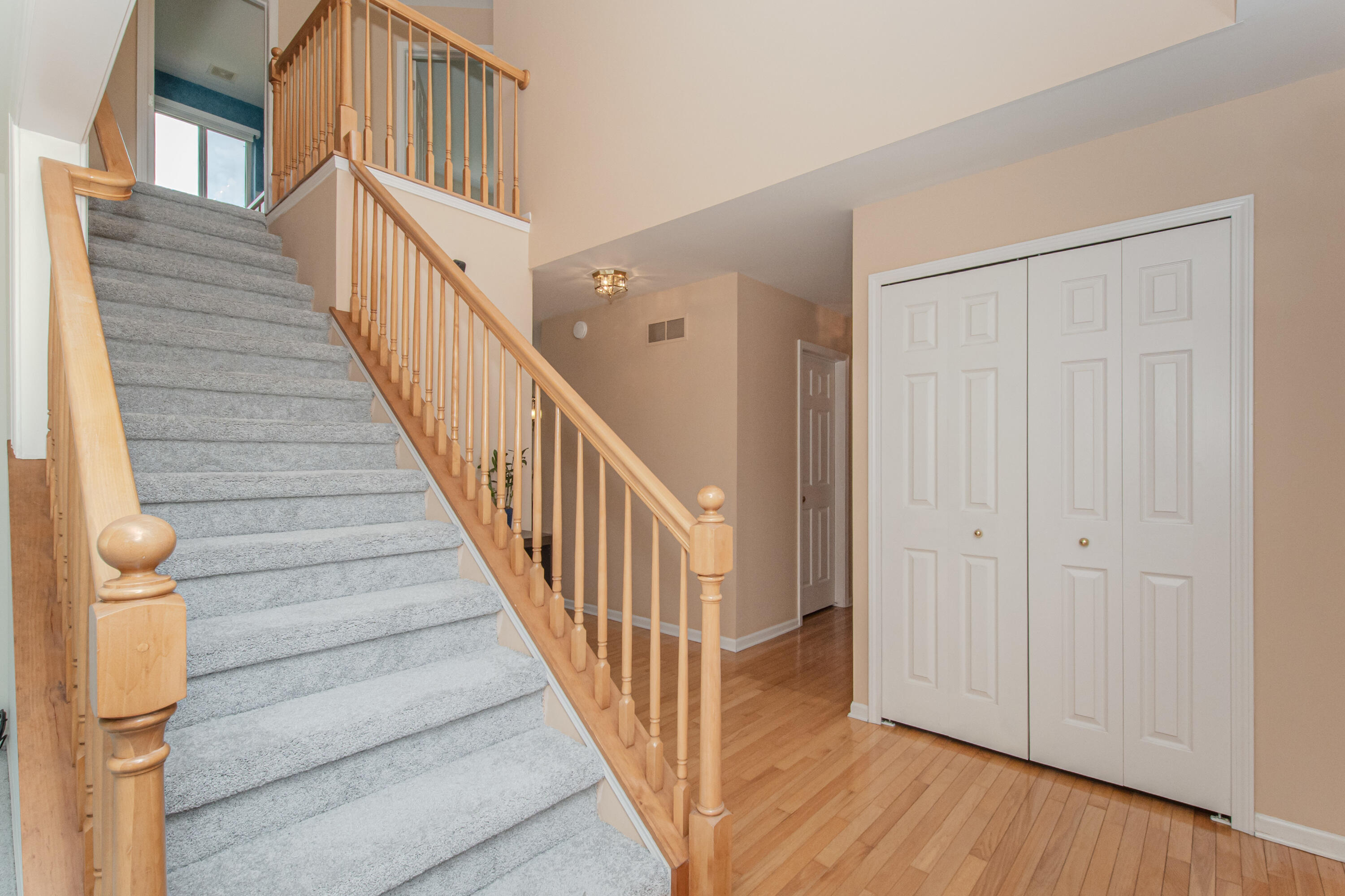 324 Redrock Court