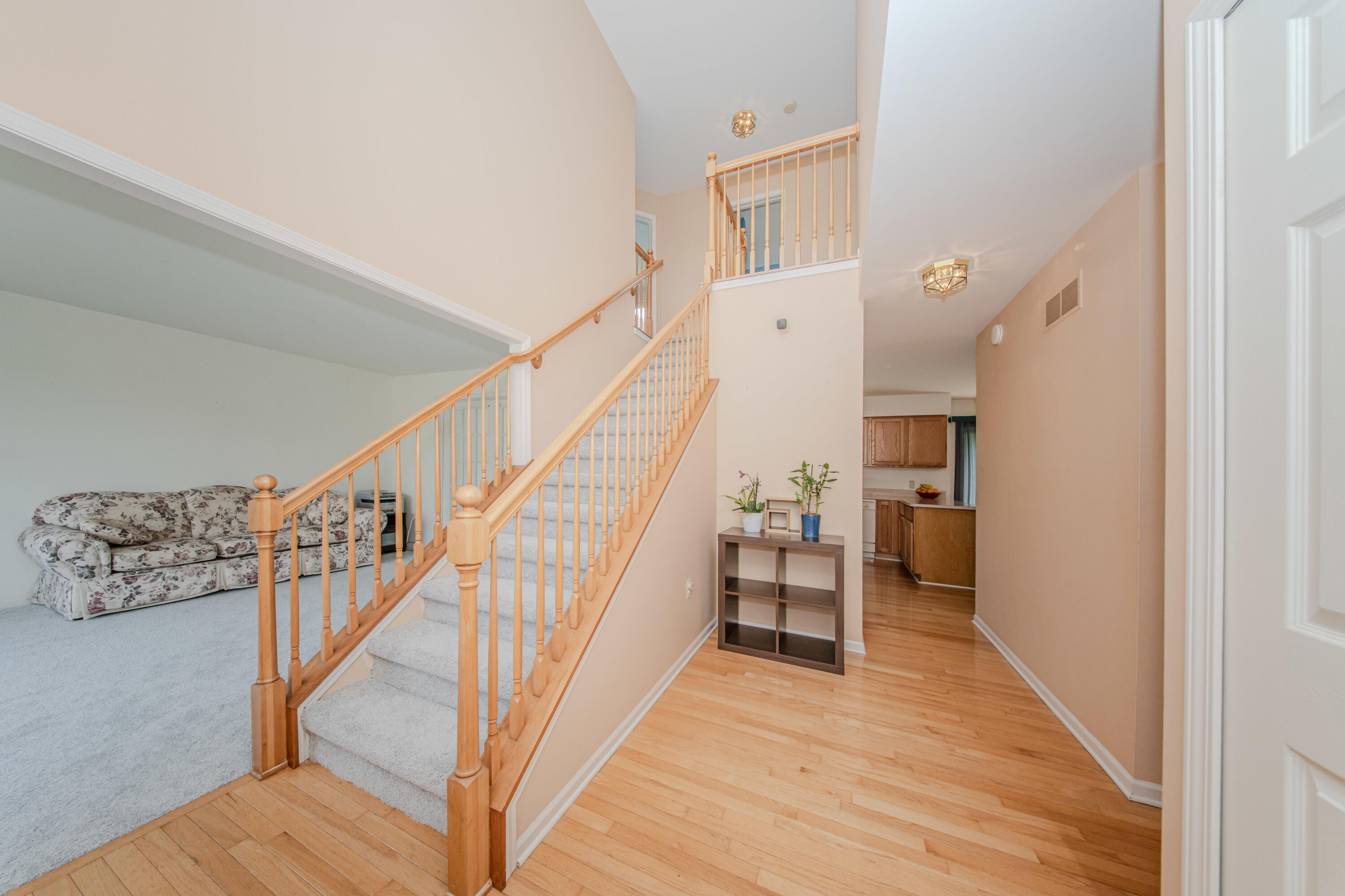 324 Redrock Court