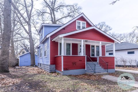 Photo of 71 Crescent Avenue, Muskegon Heights City, MI 49444 (MLS # 71026013430)